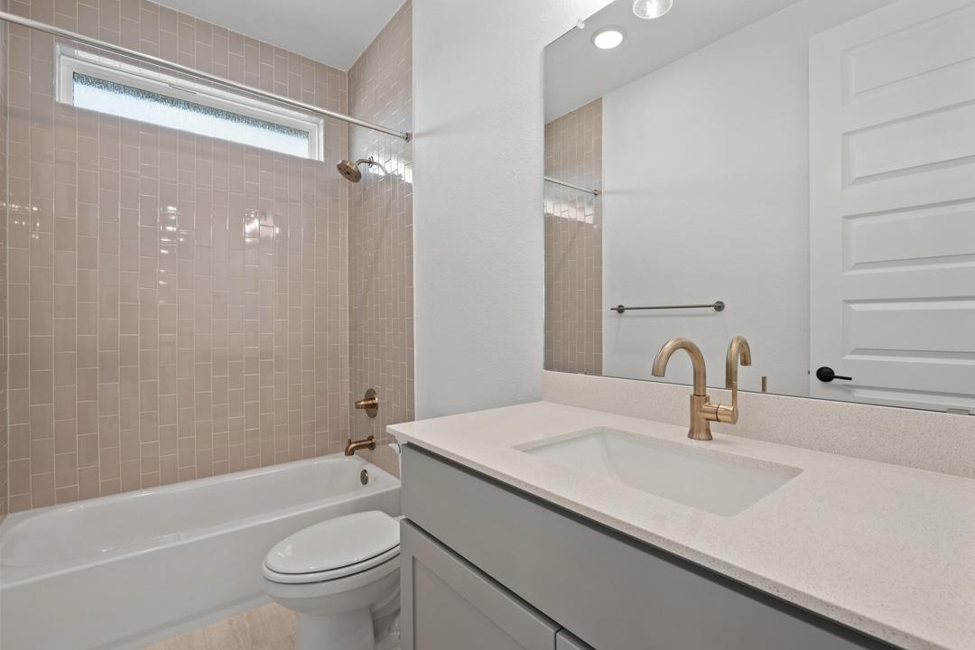 1114 Blue Moon Drive, Georgetown, TX 78628