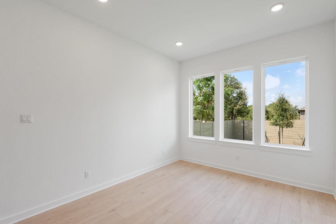 1114 Blue Moon Drive, Georgetown, TX 78628