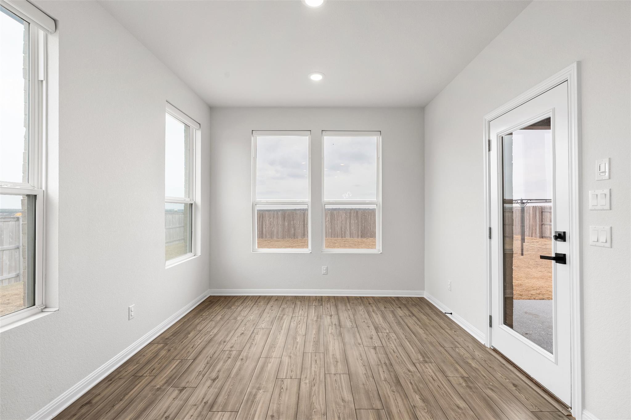 2516 Walking Y Rd, Georgetown, TX 78633