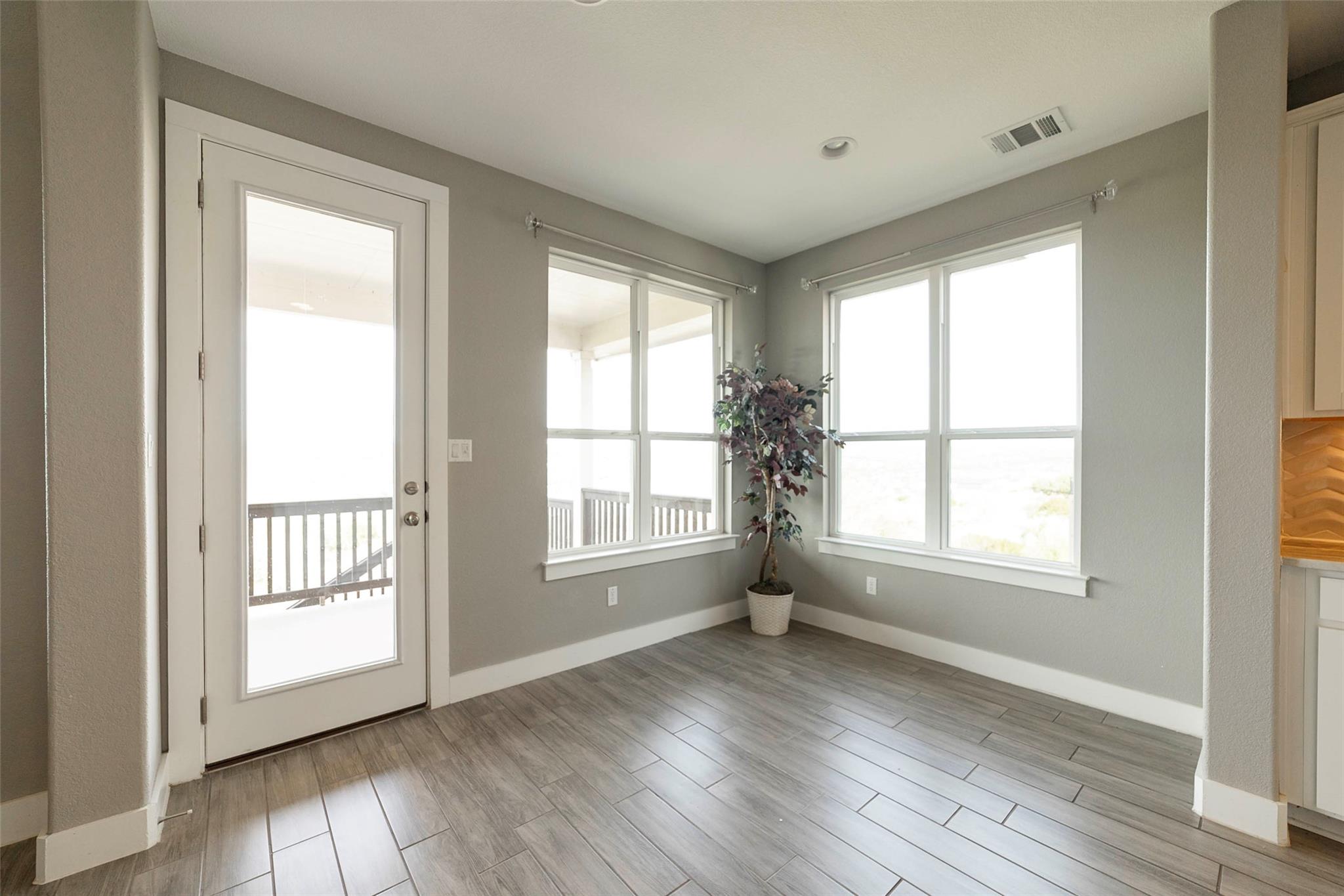 19614 Summit Glory Trl, Spicewood, TX 78669