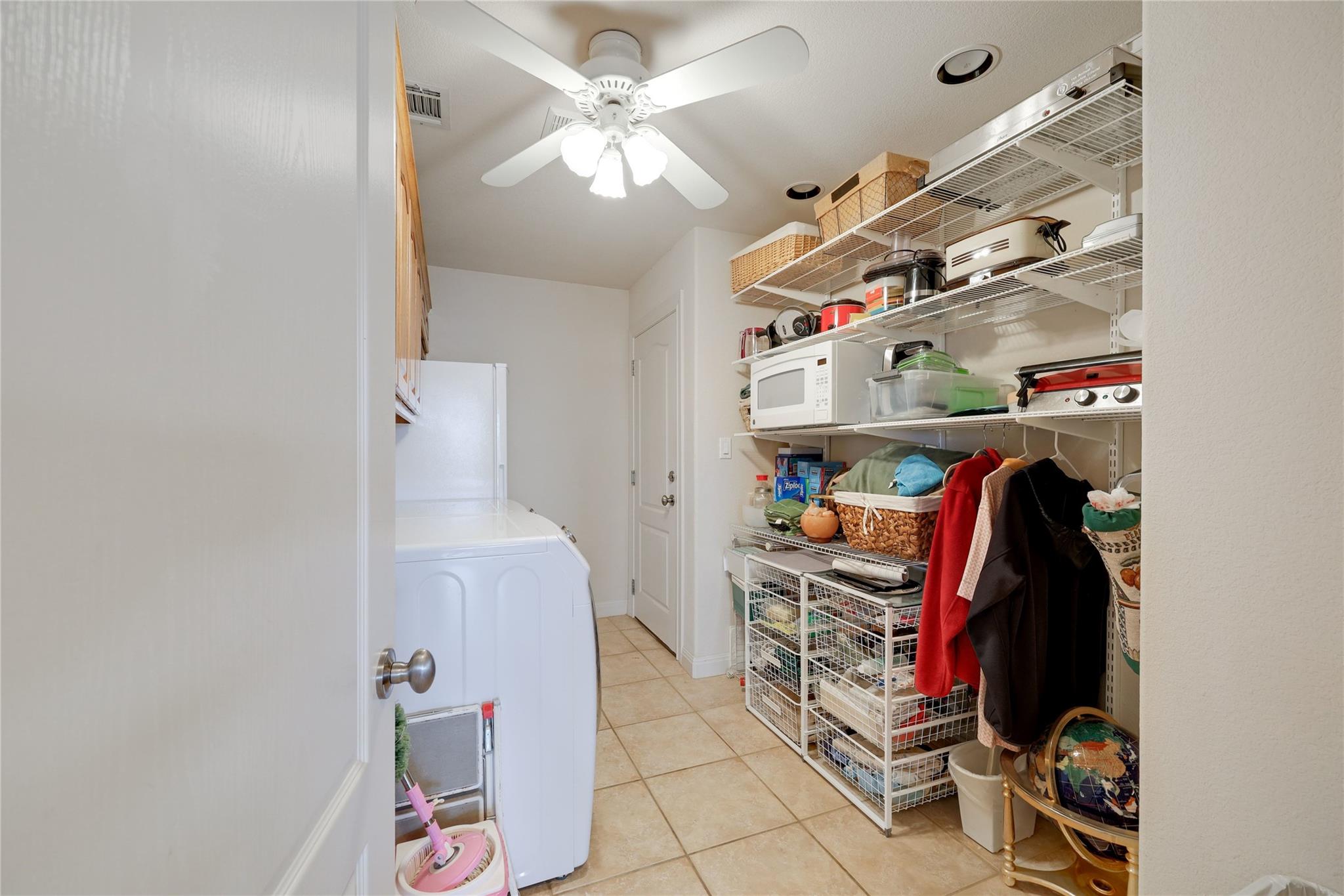 20711 Henry Ave, Lago Vista, TX 78645