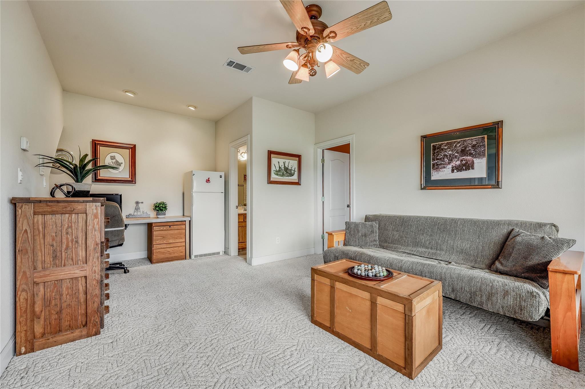 20711 Henry Ave, Lago Vista, TX 78645