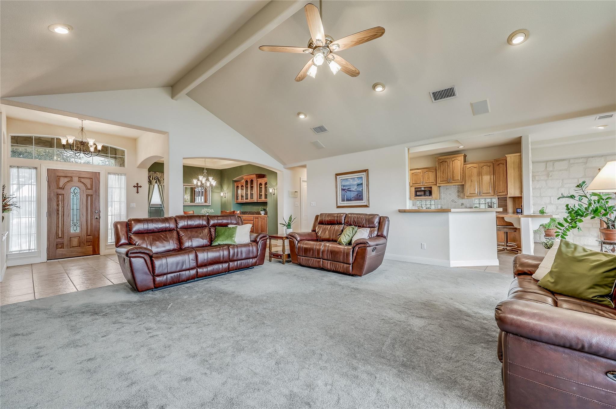 20711 Henry Ave, Lago Vista, TX 78645