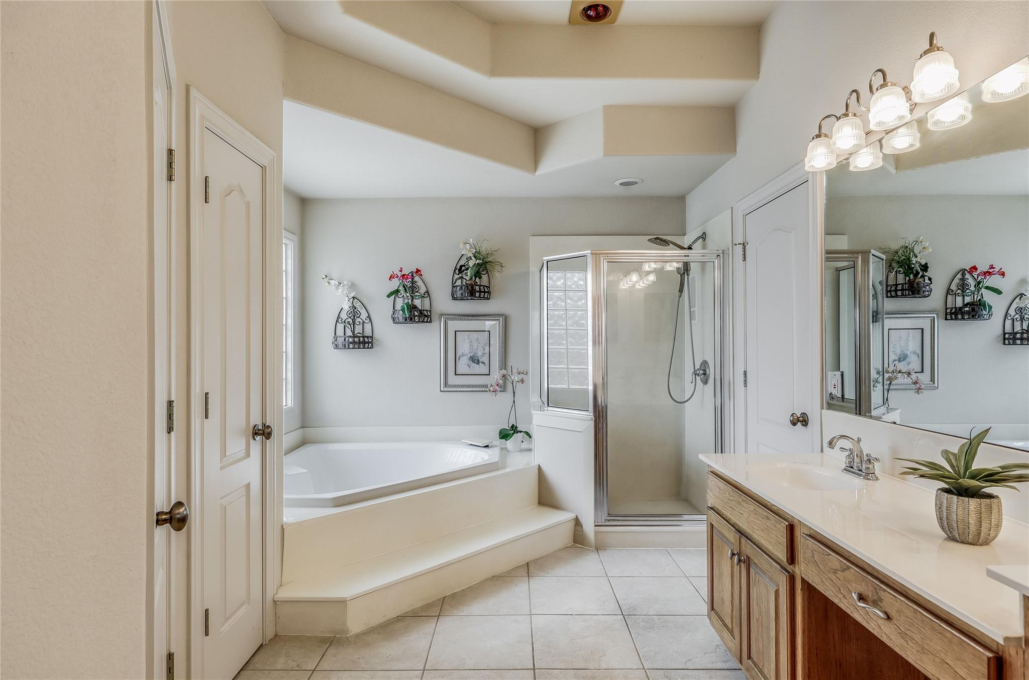 20711 Henry Ave, Lago Vista, TX 78645