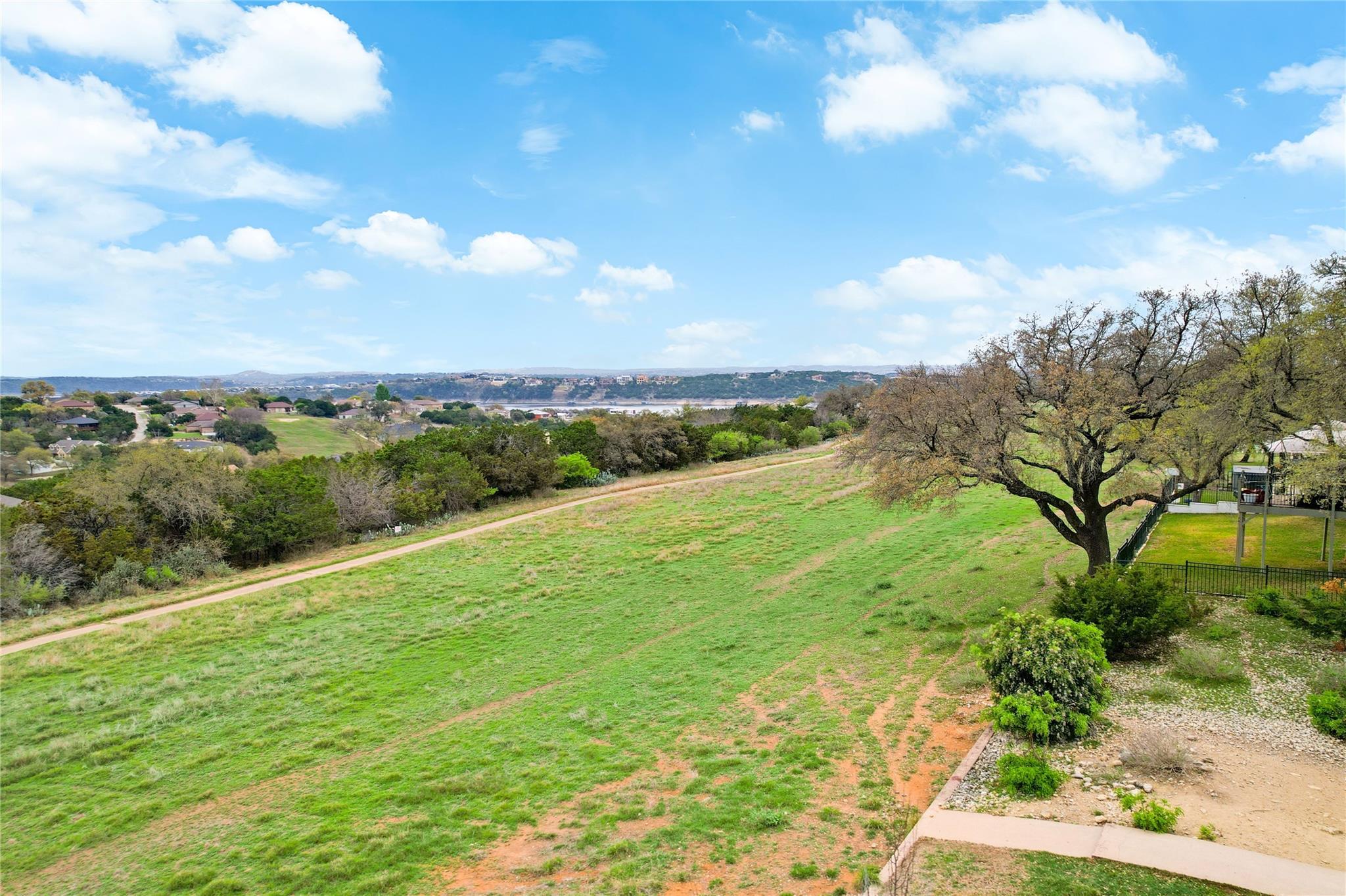 20711 Henry Ave, Lago Vista, TX 78645