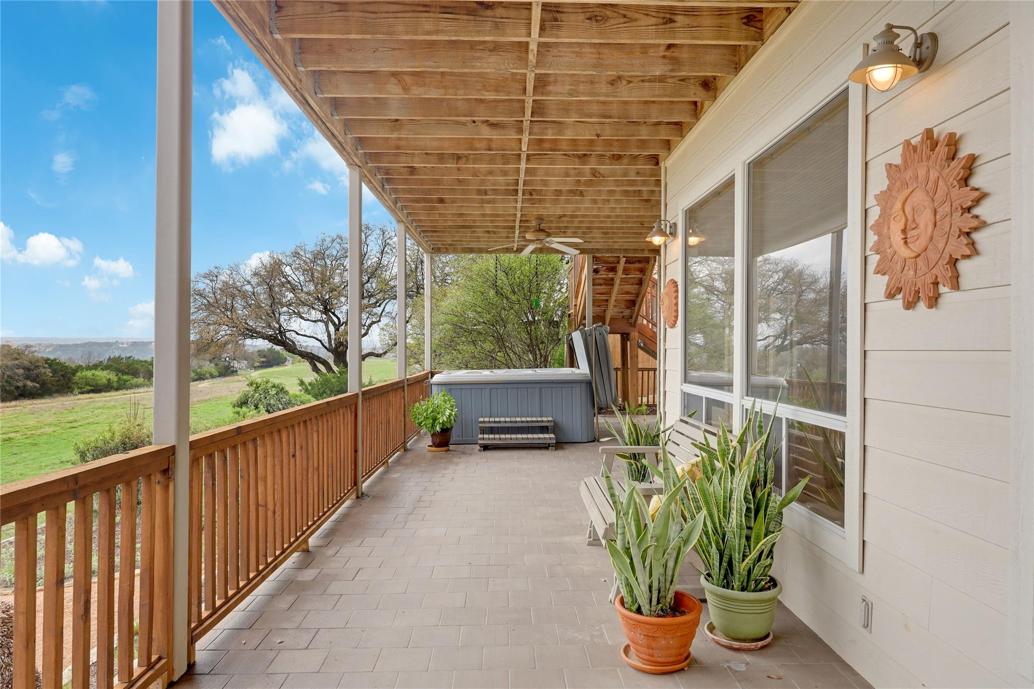 20711 Henry Ave, Lago Vista, TX 78645