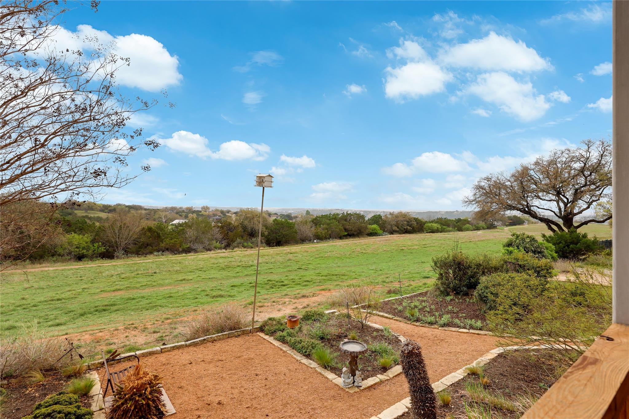 20711 Henry Ave, Lago Vista, TX 78645