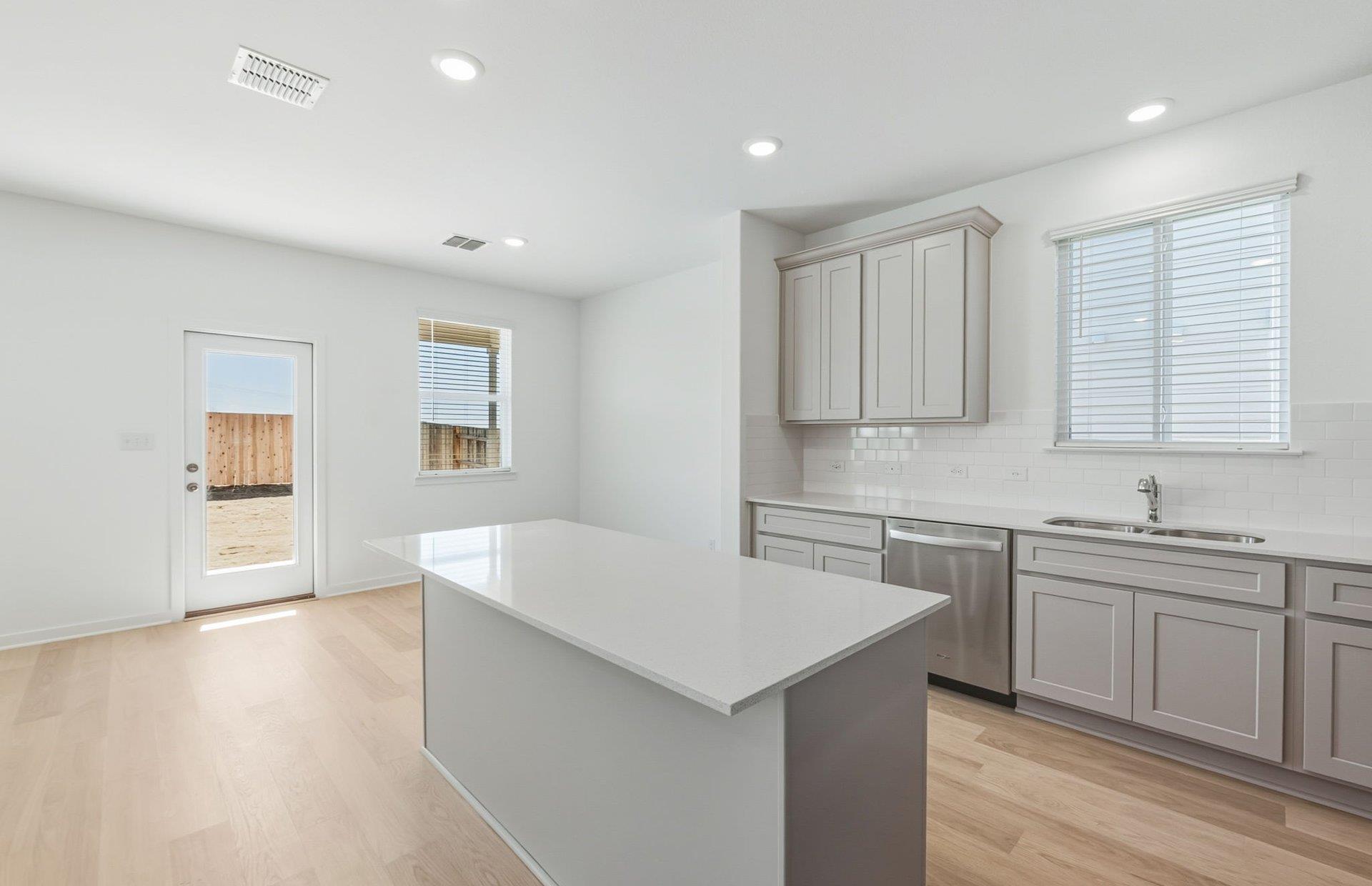 164 Golden Bell Way, Buda, TX 78610