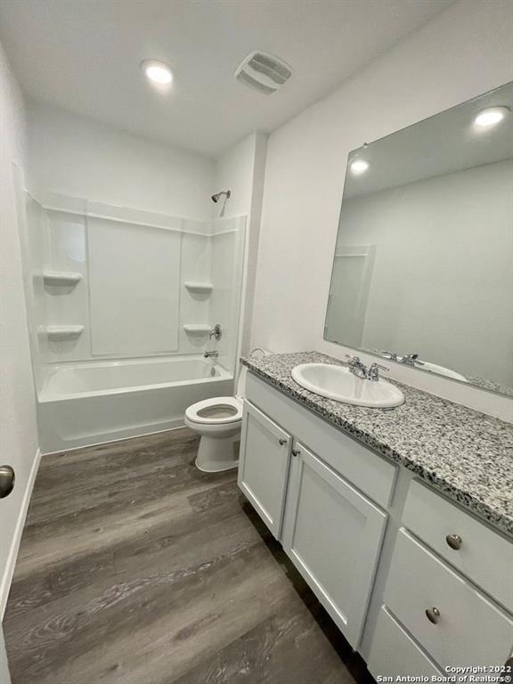 5910 Antonio Pl, Seguin, TX 78155