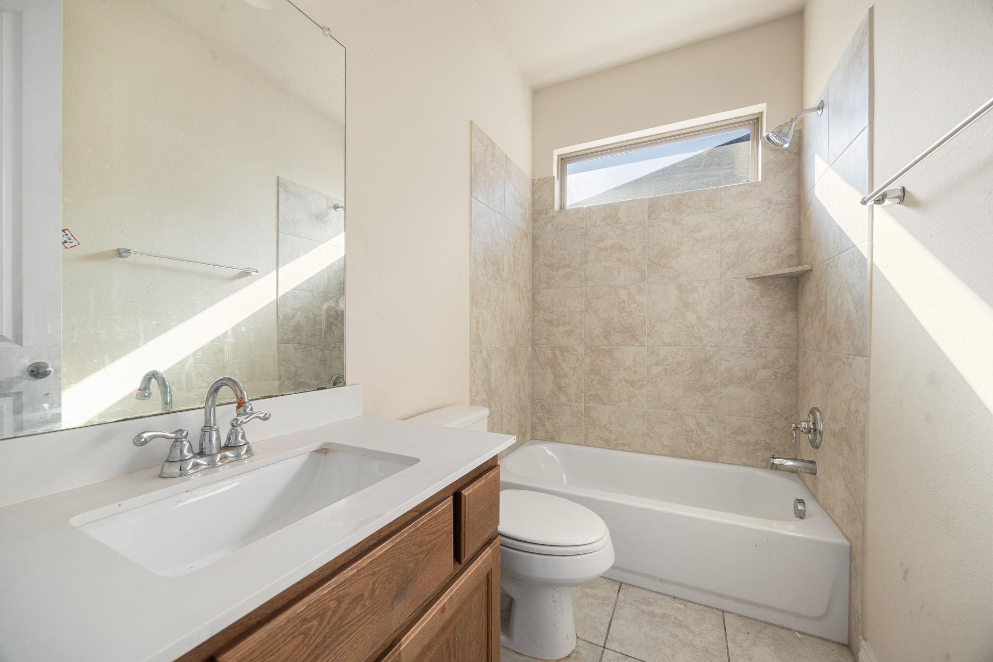 257 Left Fork Dr, Kyle, TX 78640