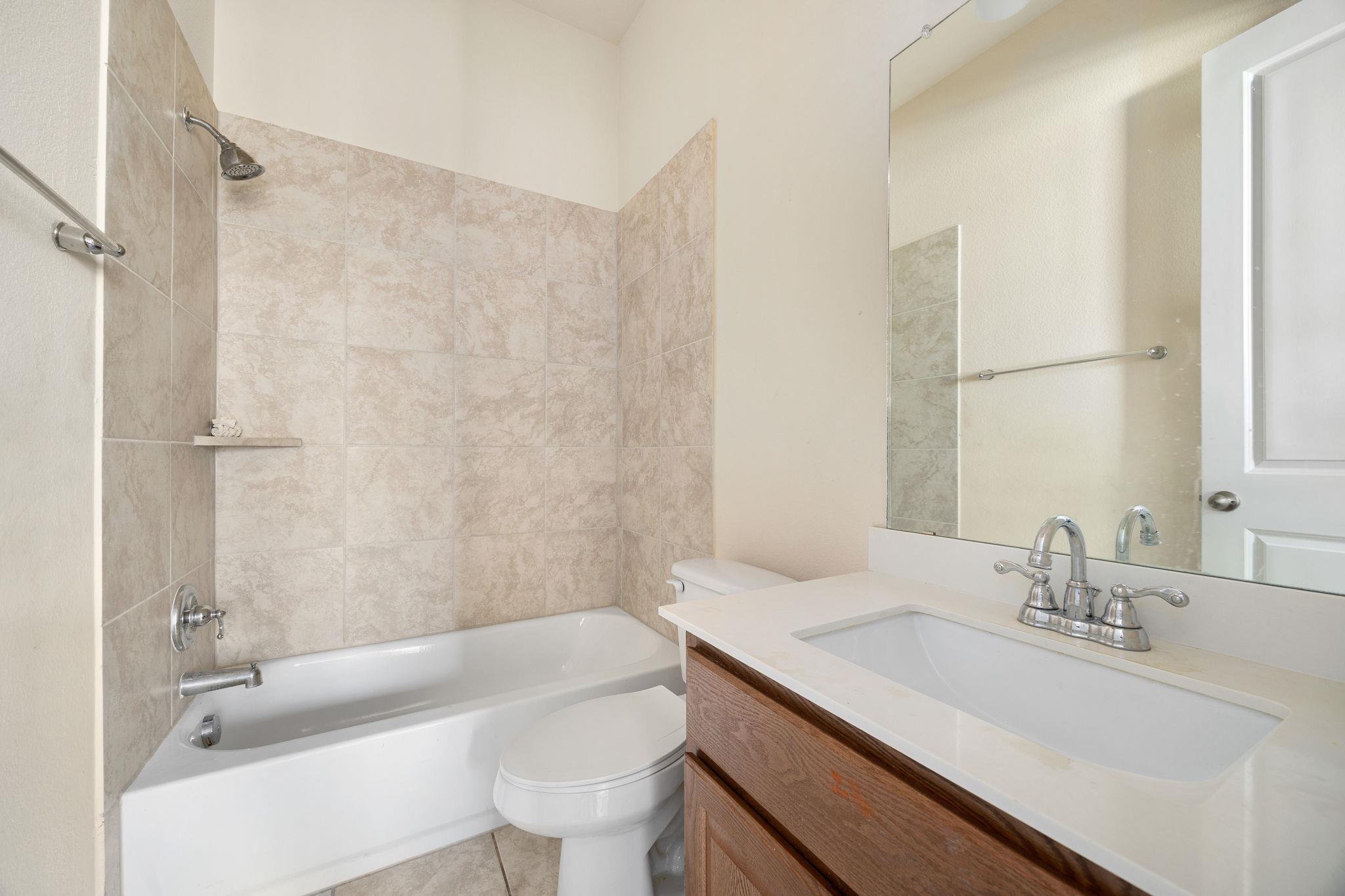 257 Left Fork Dr, Kyle, TX 78640