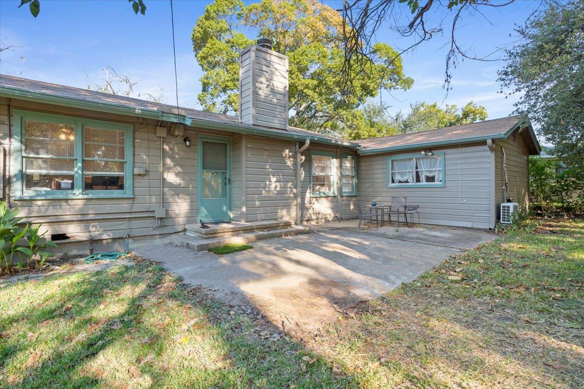 1505 S 49th St, Temple, TX 76504