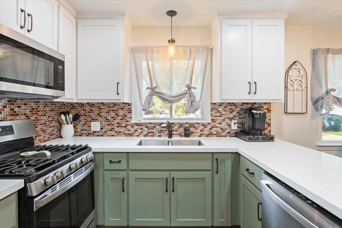 1505 S 49th St, Temple, TX 76504