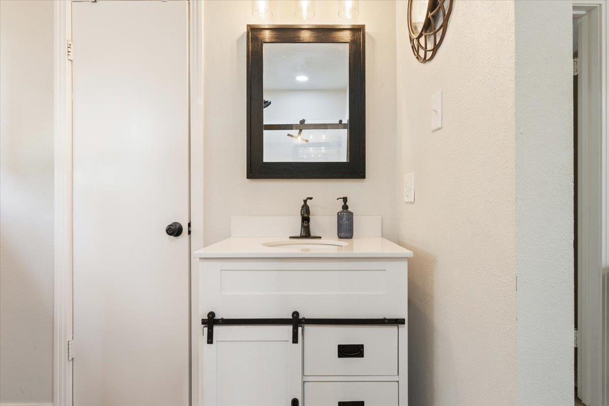 1505 S 49th St, Temple, TX 76504