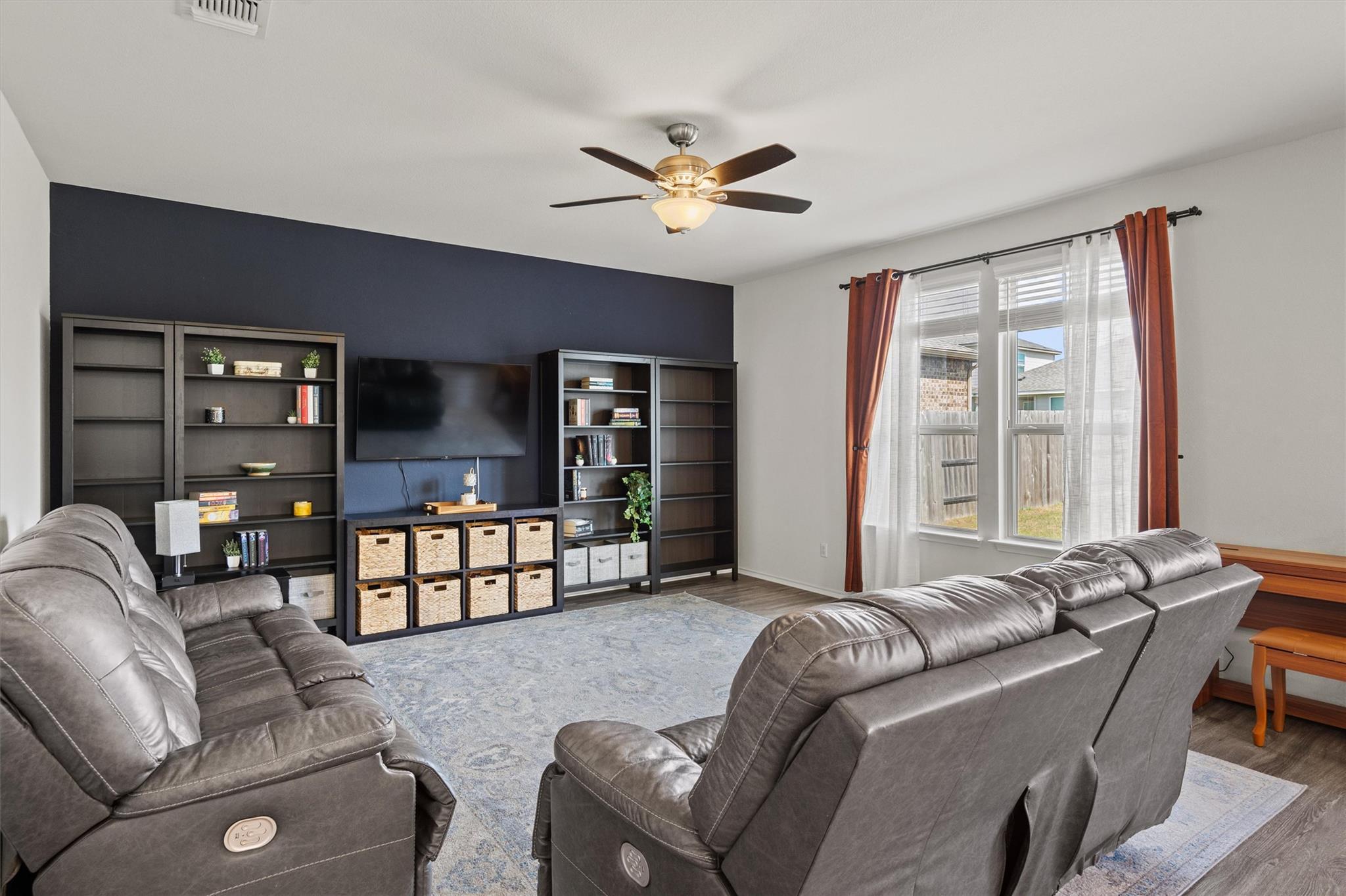 11816 Jackson Falls Way, Manor, TX 78653