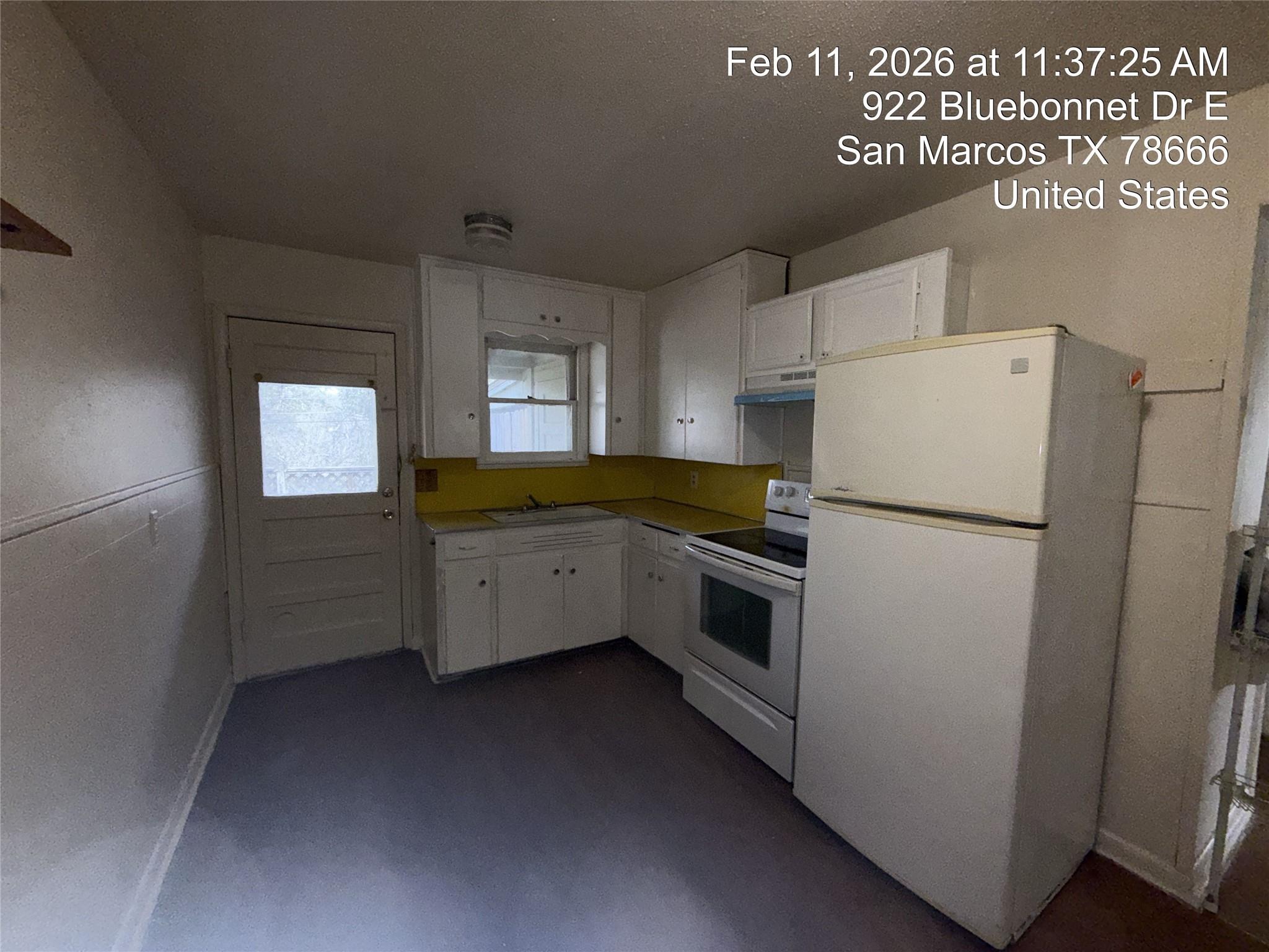 920-922 E Bluebonnet Dr, San Marcos, TX 78666