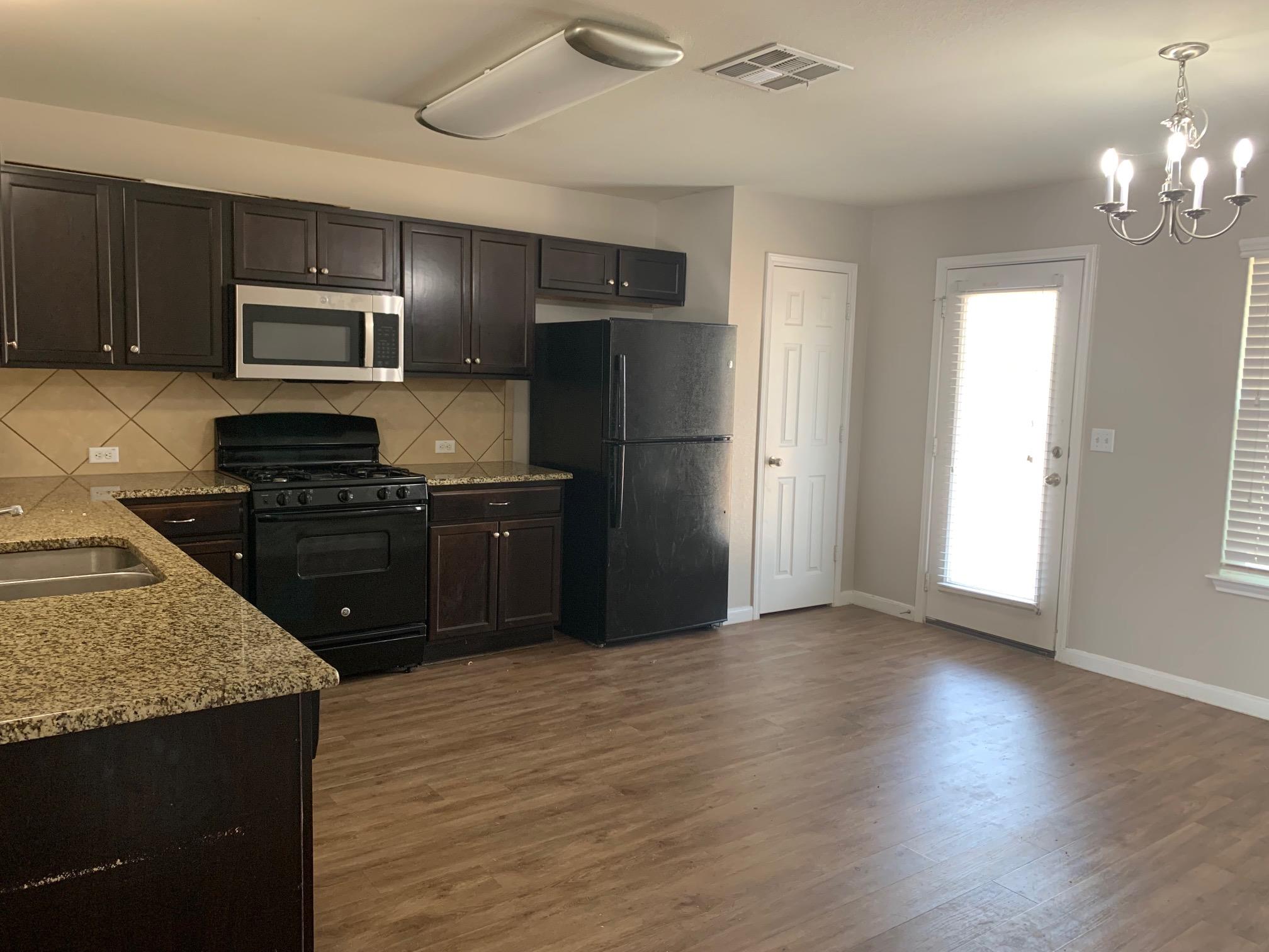 384 Discovery, Kyle, TX 78640