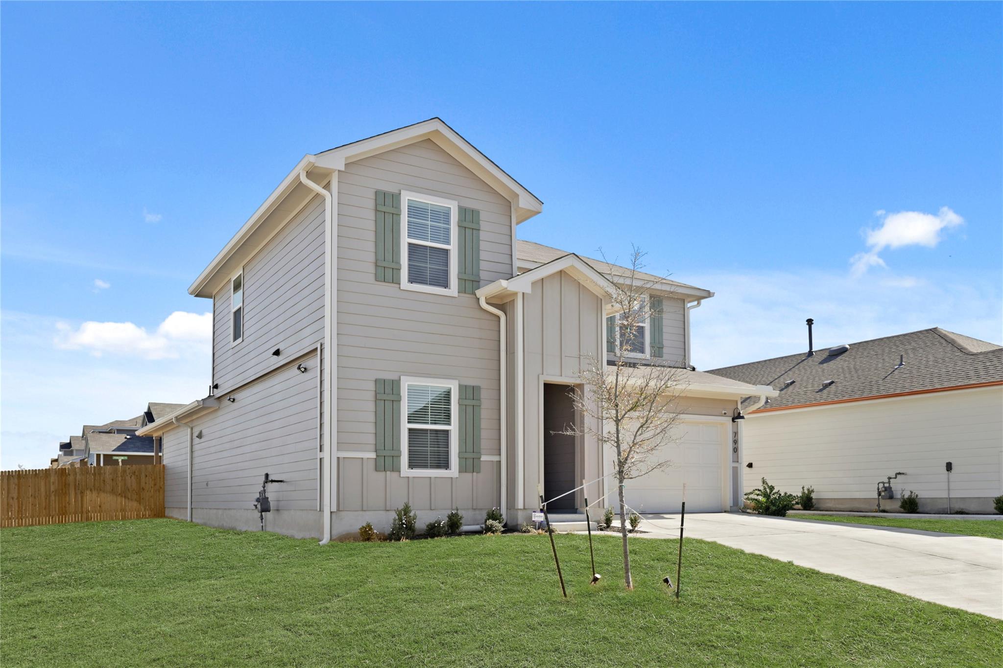 790 Arnold Loop, Kyle, TX 78640