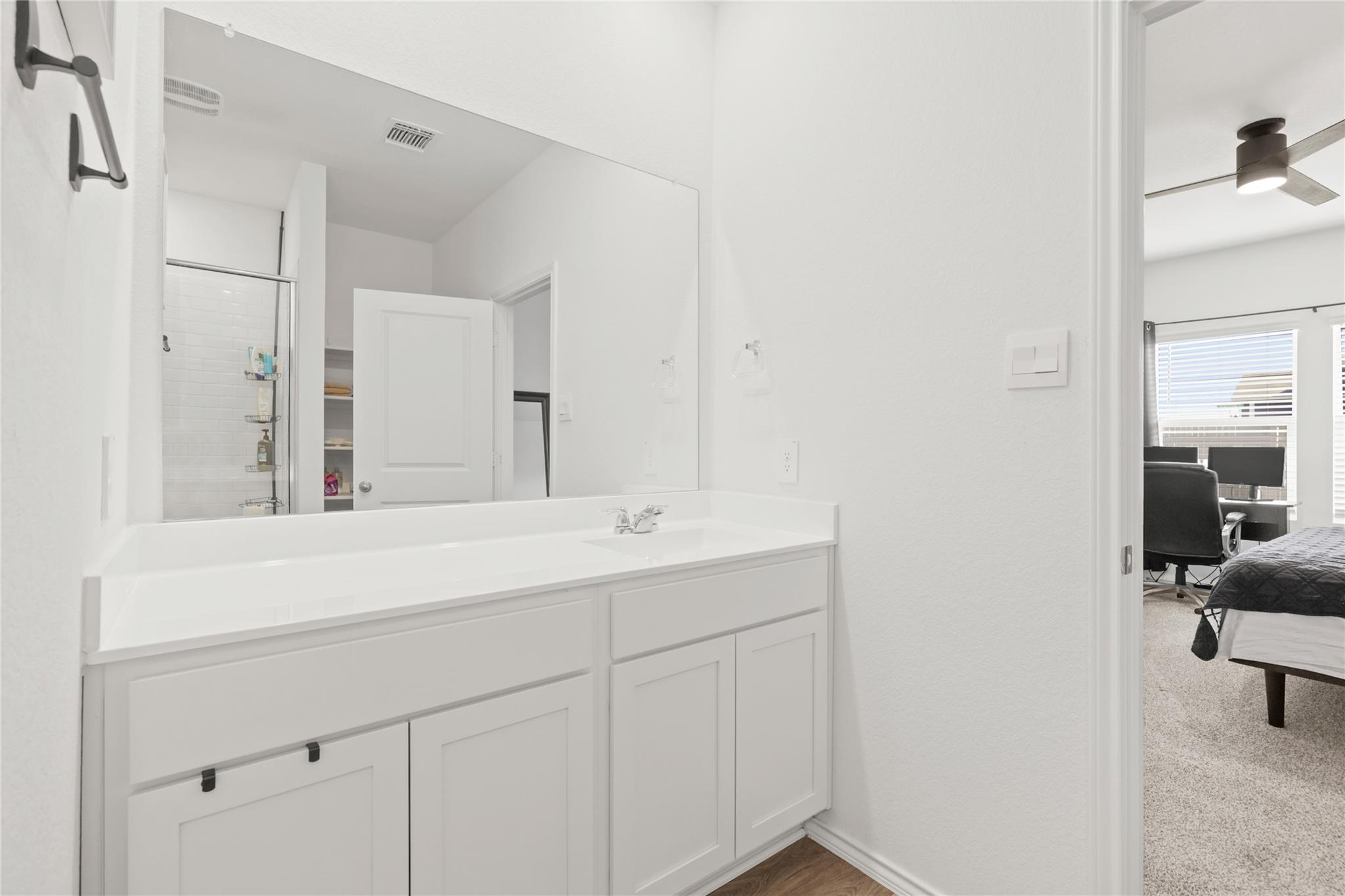 790 Arnold Loop, Kyle, TX 78640