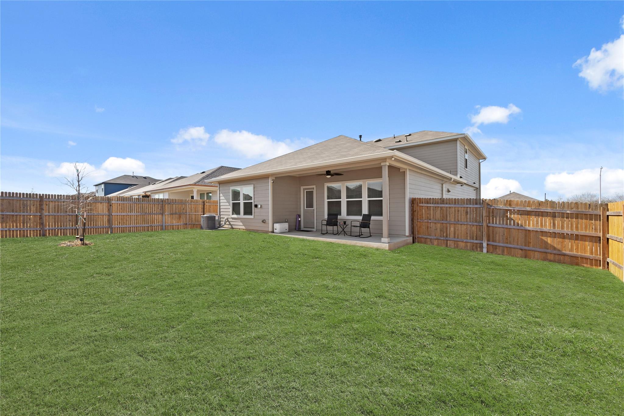 790 Arnold Loop, Kyle, TX 78640