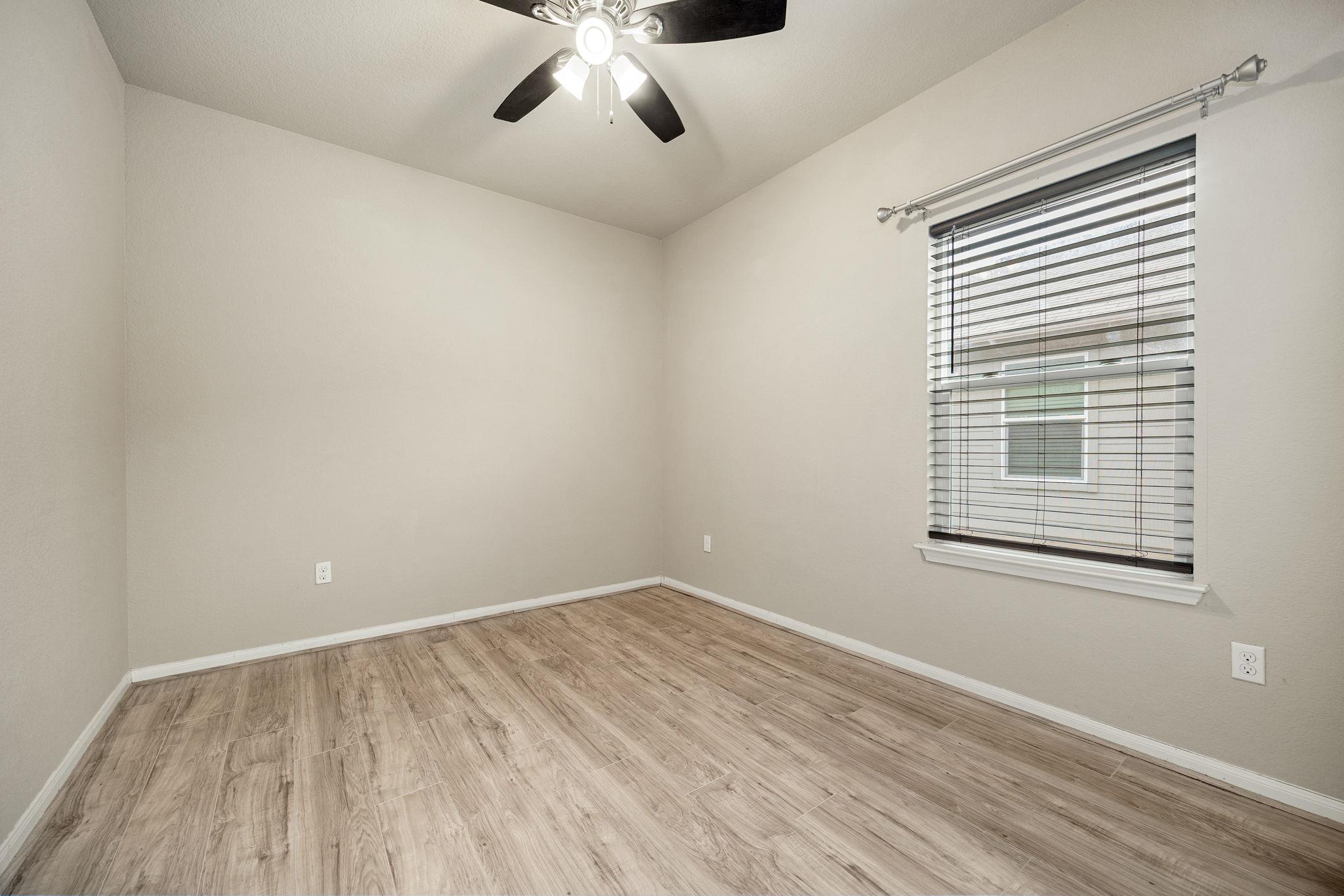 152 Cibolo Creek Dr, Kyle, TX 78640