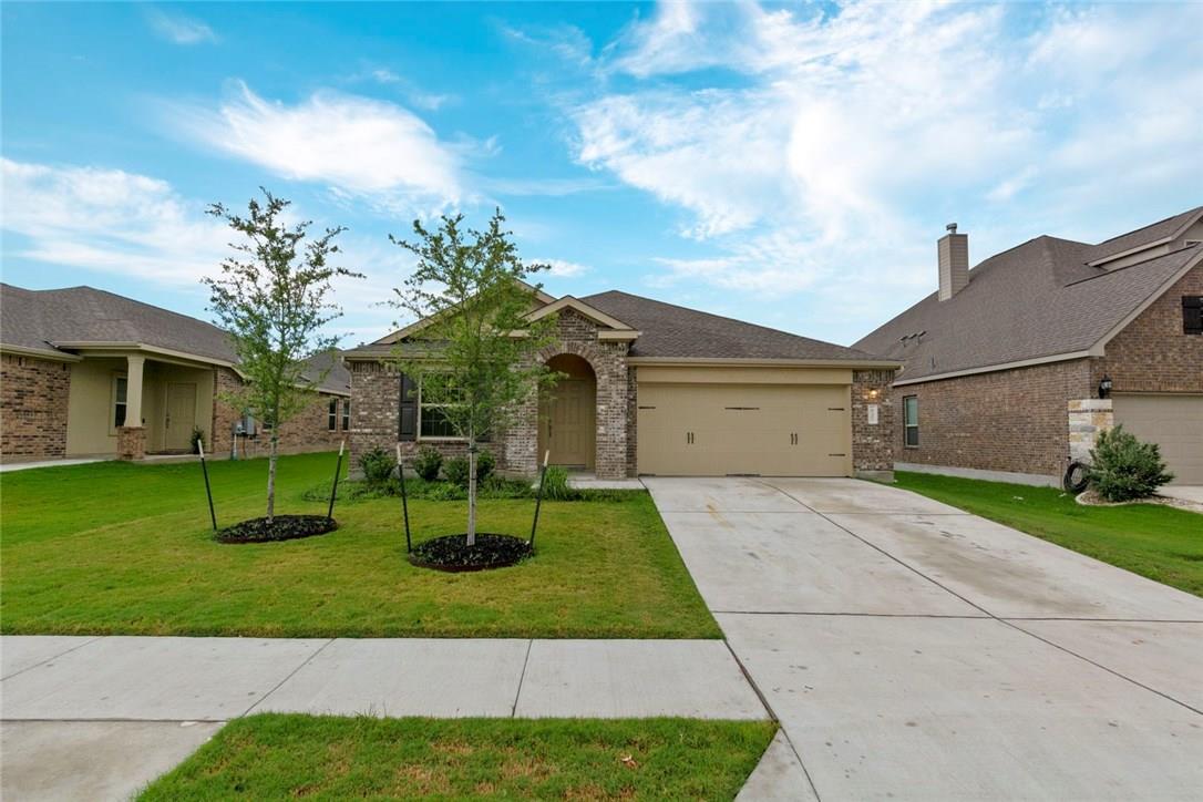 837 Hillrose Dr, Leander, TX 78641