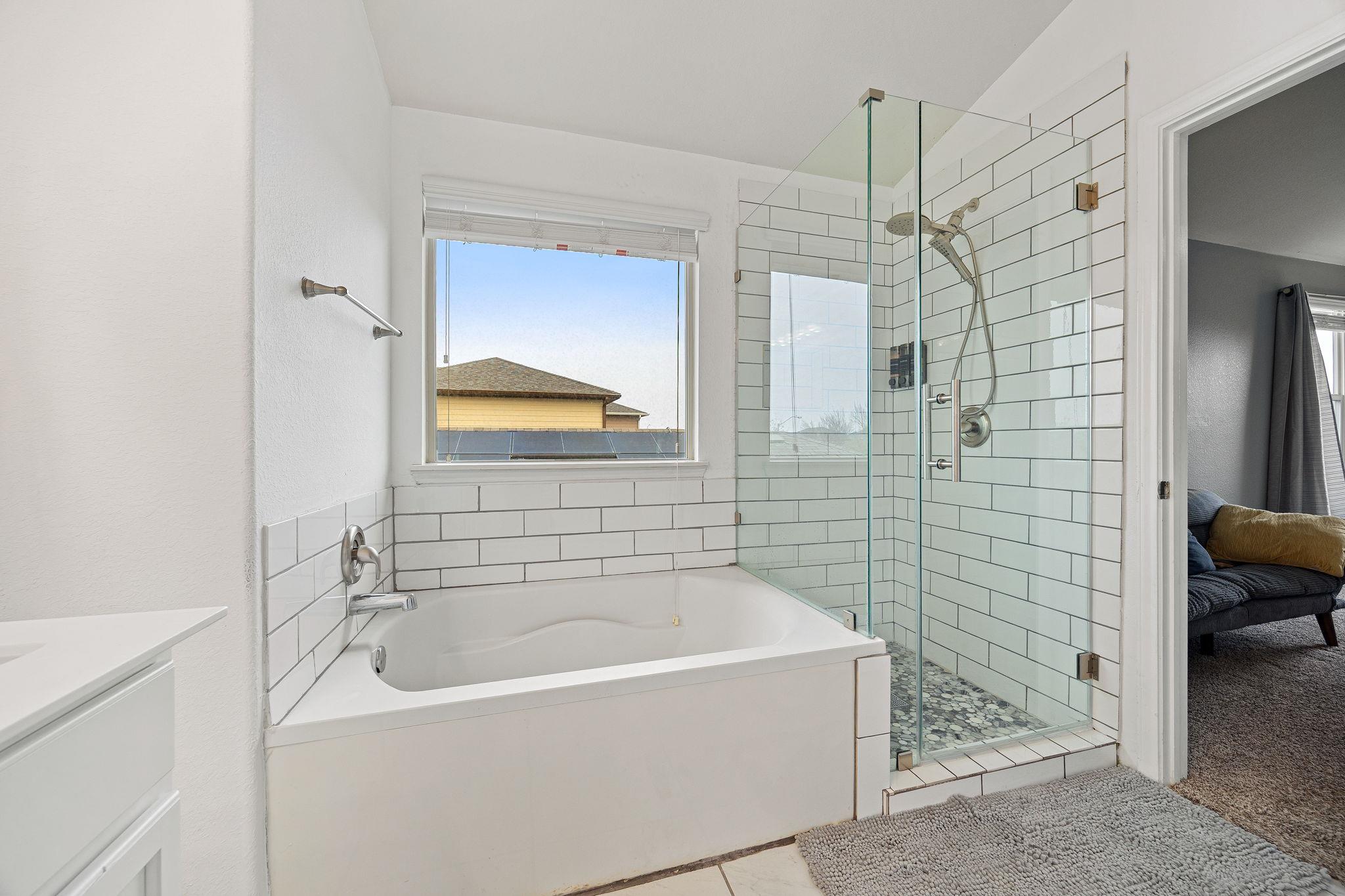 12116 Walter Vaughn Dr, Manor, TX 78653