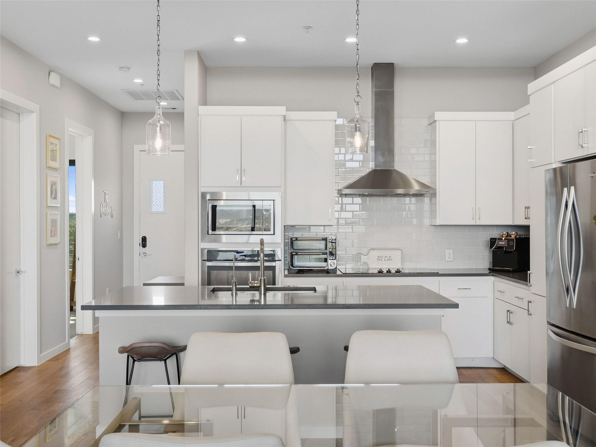 5921 Hi Line Rd # 1303, Austin, TX 78734