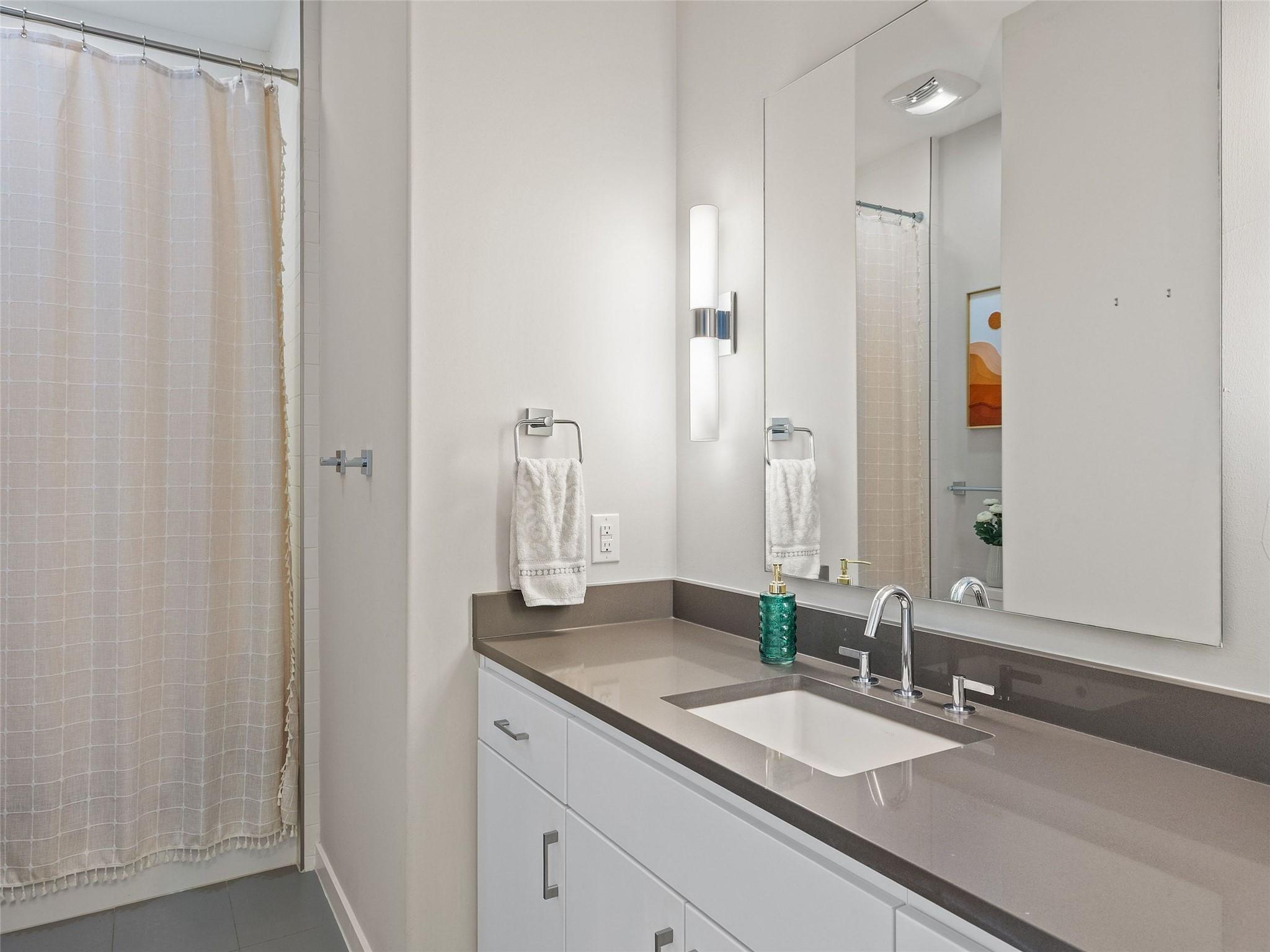 5921 Hi Line Rd # 1303, Austin, TX 78734