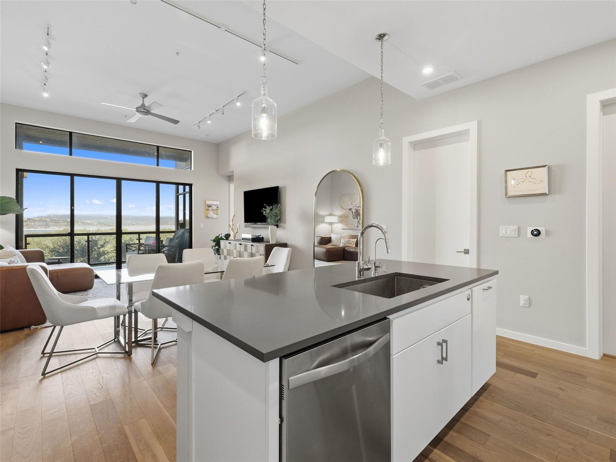 5921 Hi Line Rd # 1303, Austin, TX 78734