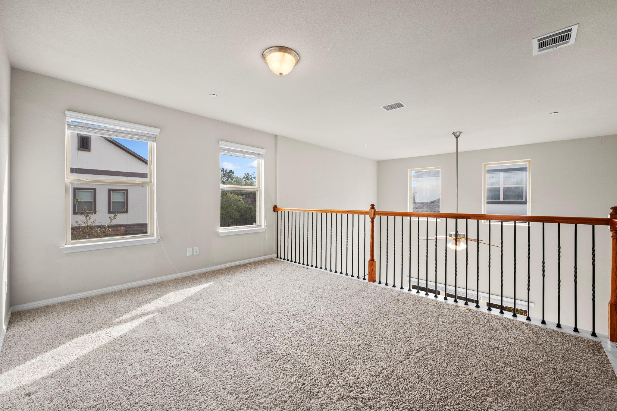 2304 S Lakeline Blvd # 384, Cedar Park, TX 78613