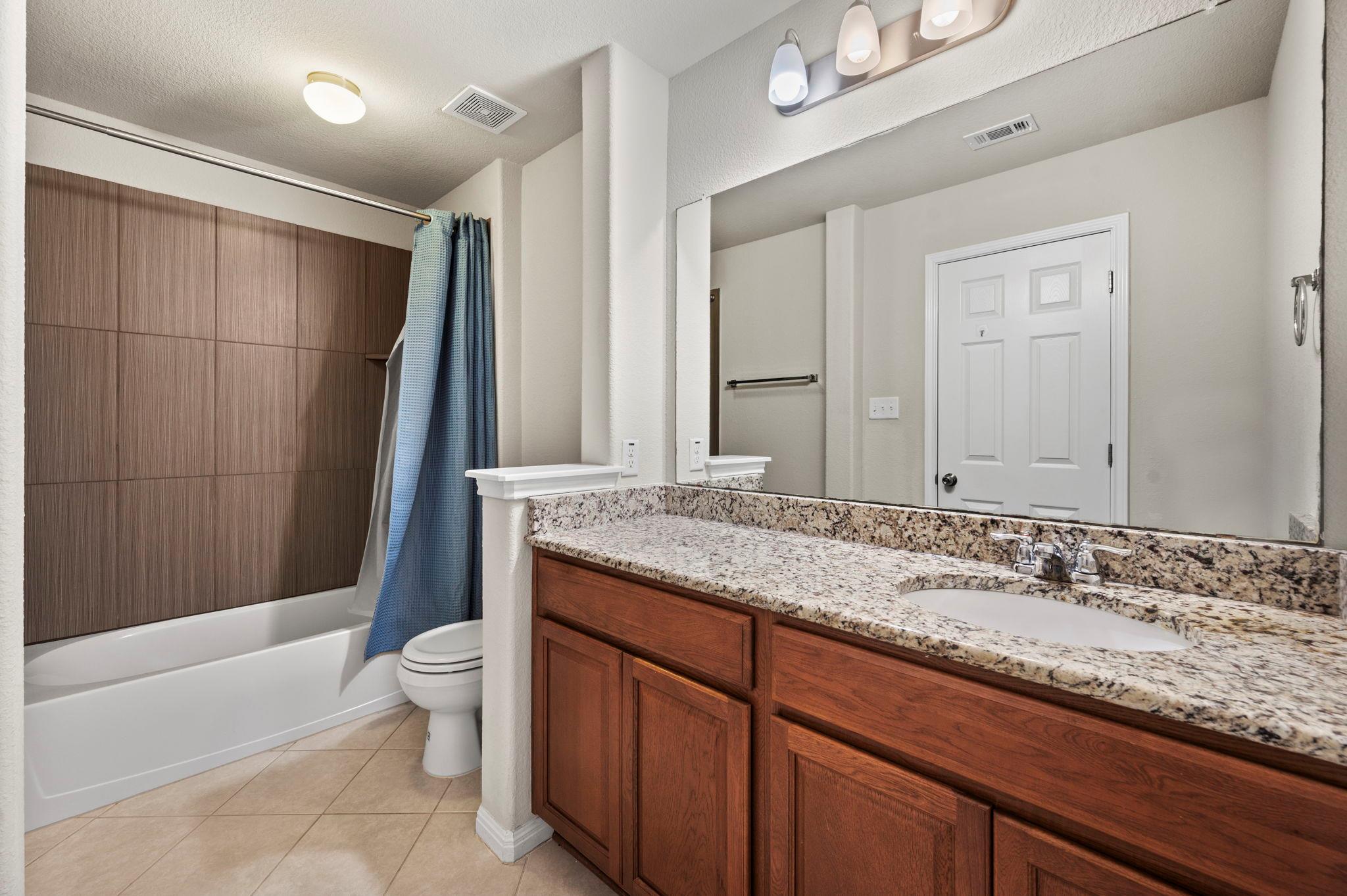 2304 S Lakeline Blvd # 384, Cedar Park, TX 78613