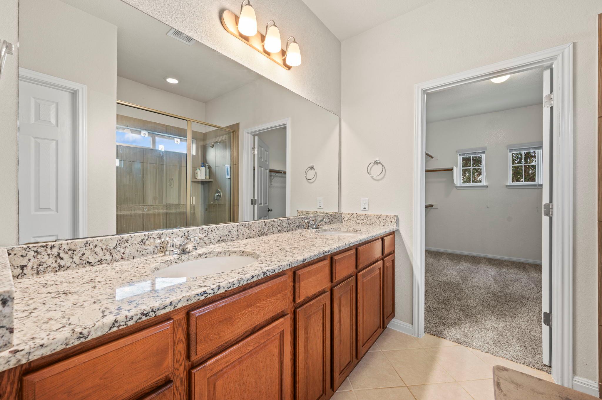 2304 S Lakeline Blvd # 384, Cedar Park, TX 78613
