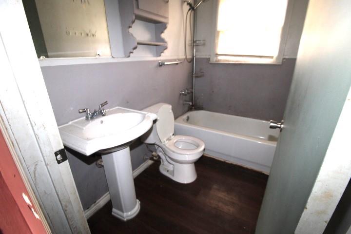 1411 W Main St, Gatesville, TX 76528