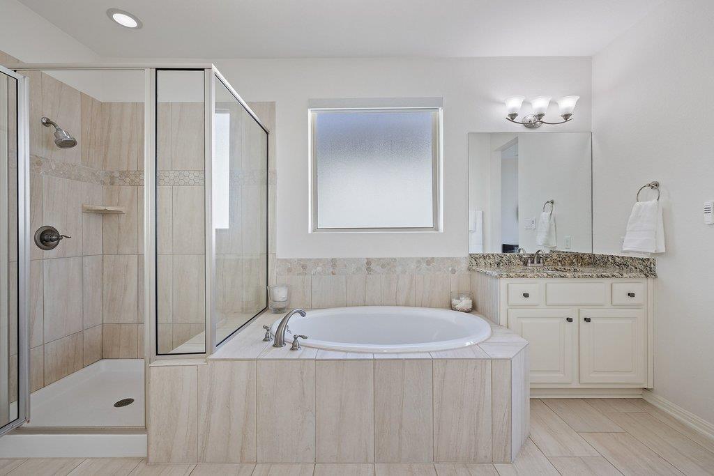 405 Baldovino Skwy, Lakeway, TX 78738