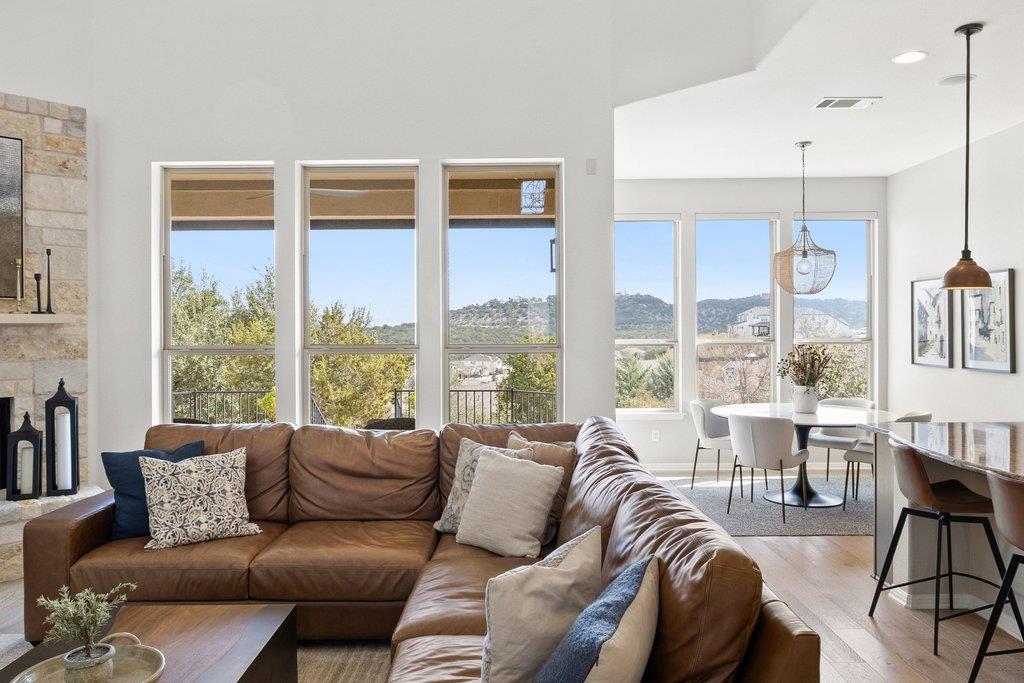 405 Baldovino Skwy, Lakeway, TX 78738