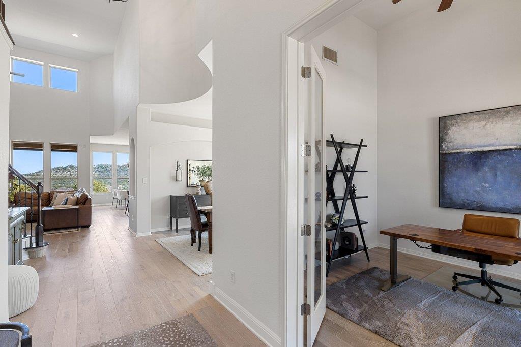 405 Baldovino Skwy, Lakeway, TX 78738