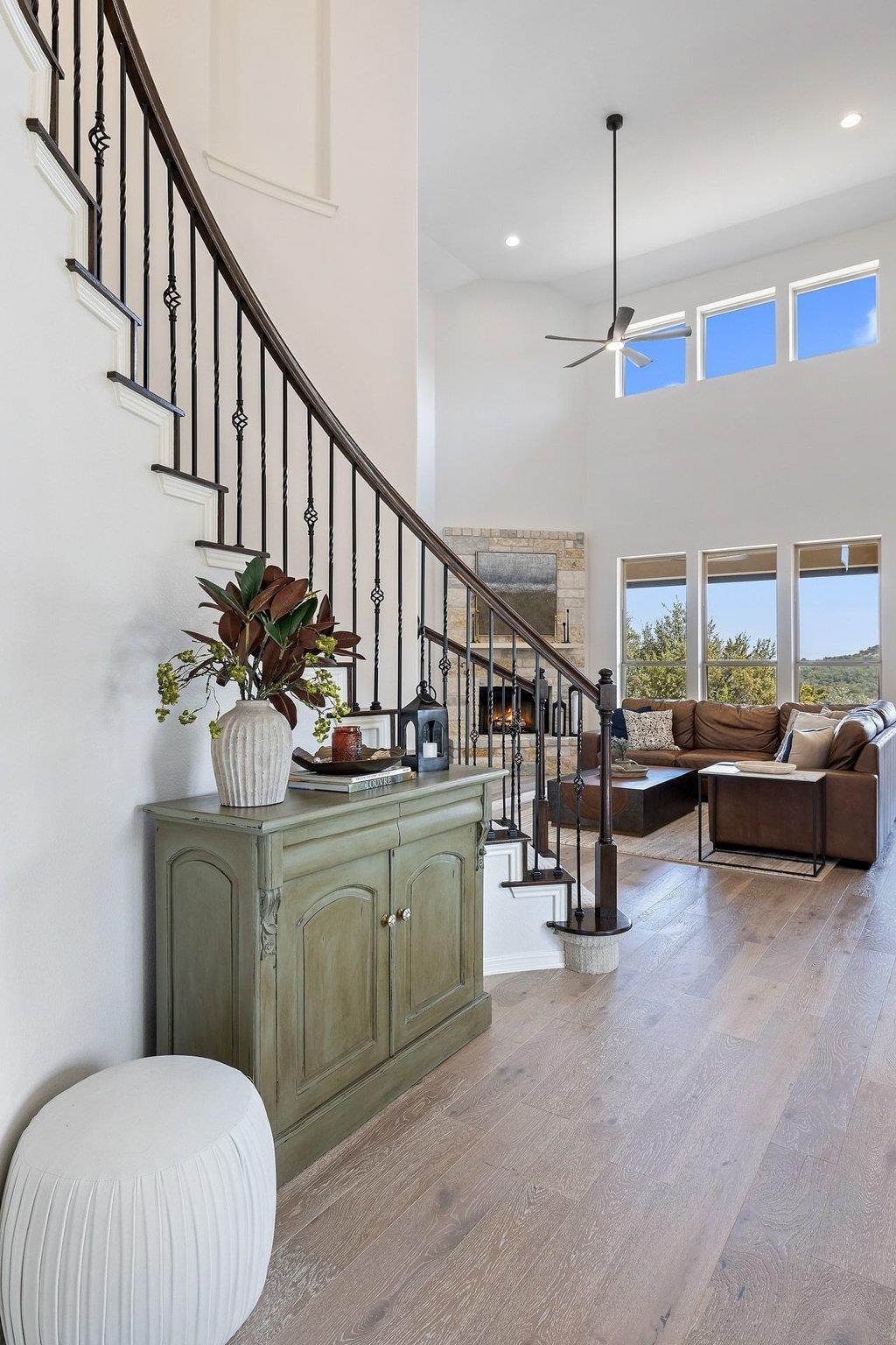 405 Baldovino Skwy, Lakeway, TX 78738