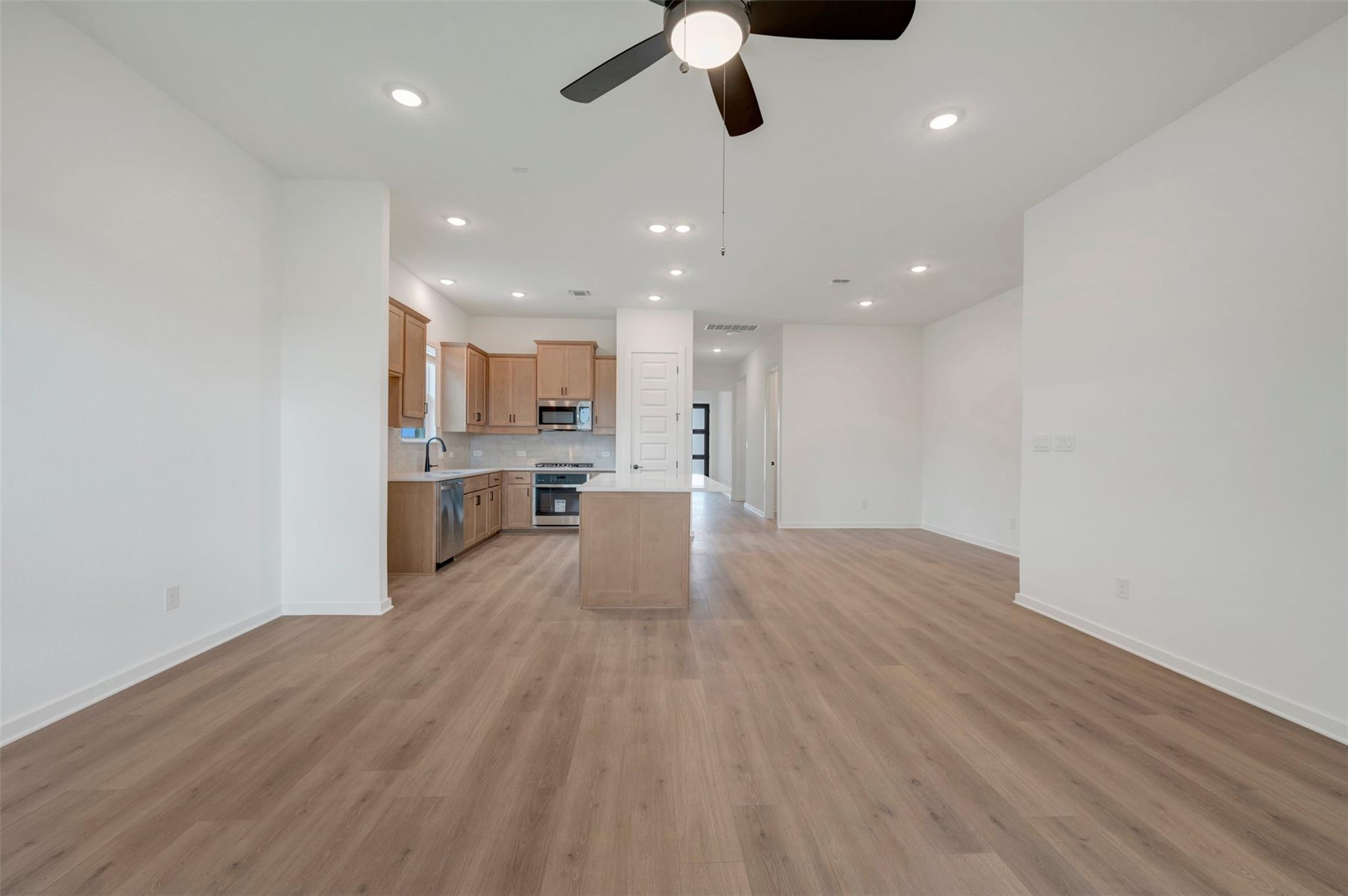 140 Norway Spruce St, Dripping Springs, TX 78620