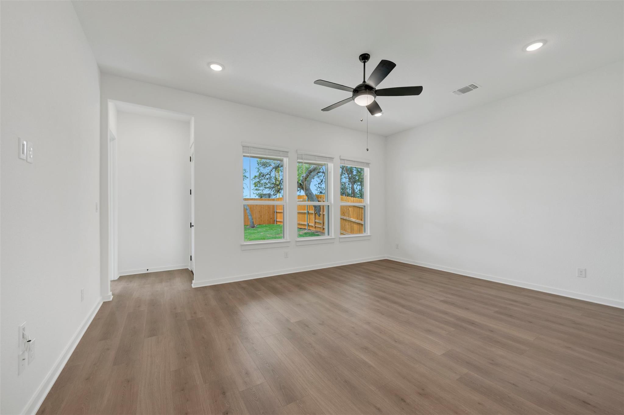 140 Norway Spruce St, Dripping Springs, TX 78620