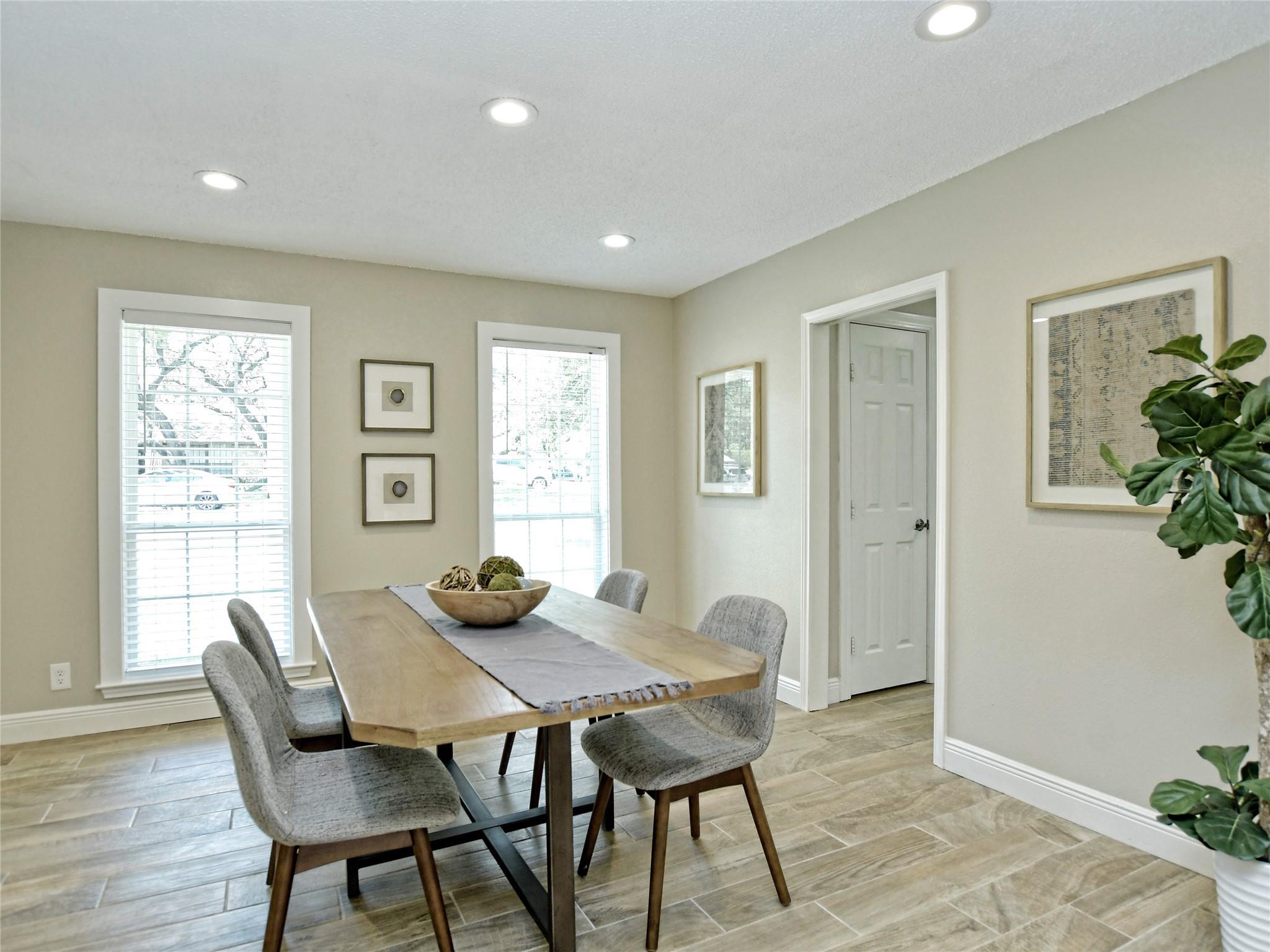 4301 Balcones Woods Dr, Austin, TX 78759