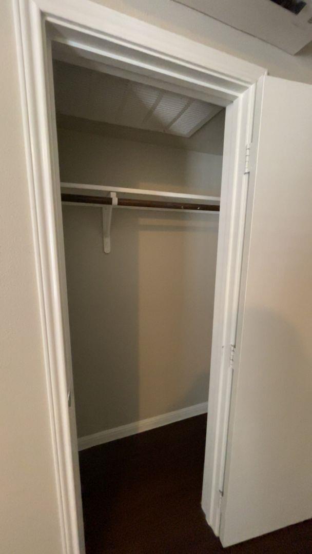 2512 Durwood St # 108, Austin, TX 78704