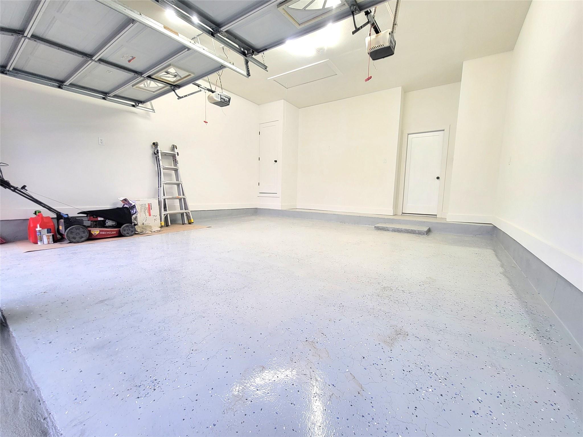 10217 Lindshire Ln, Austin, TX 78748