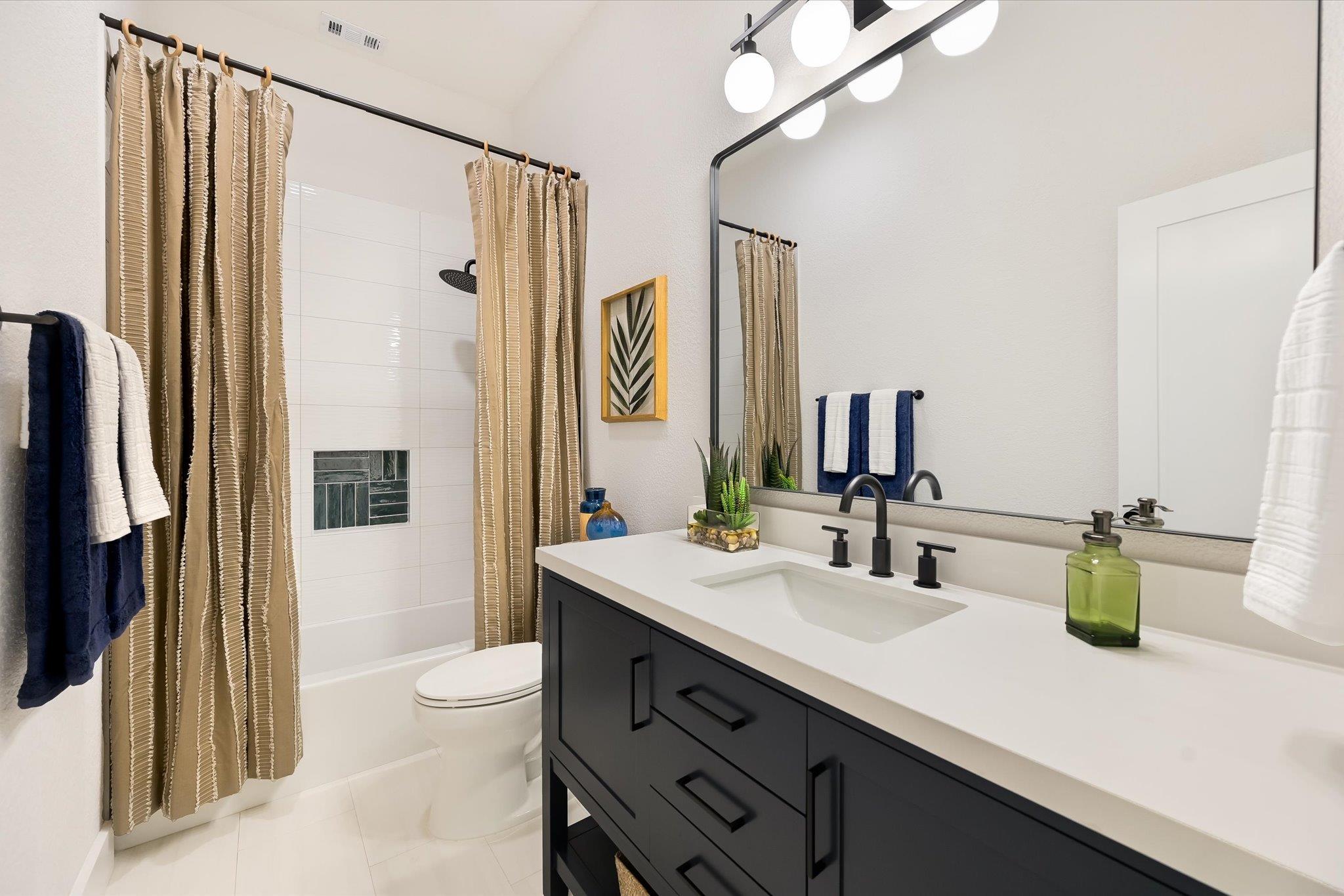 10217 Lindshire Ln, Austin, TX 78748