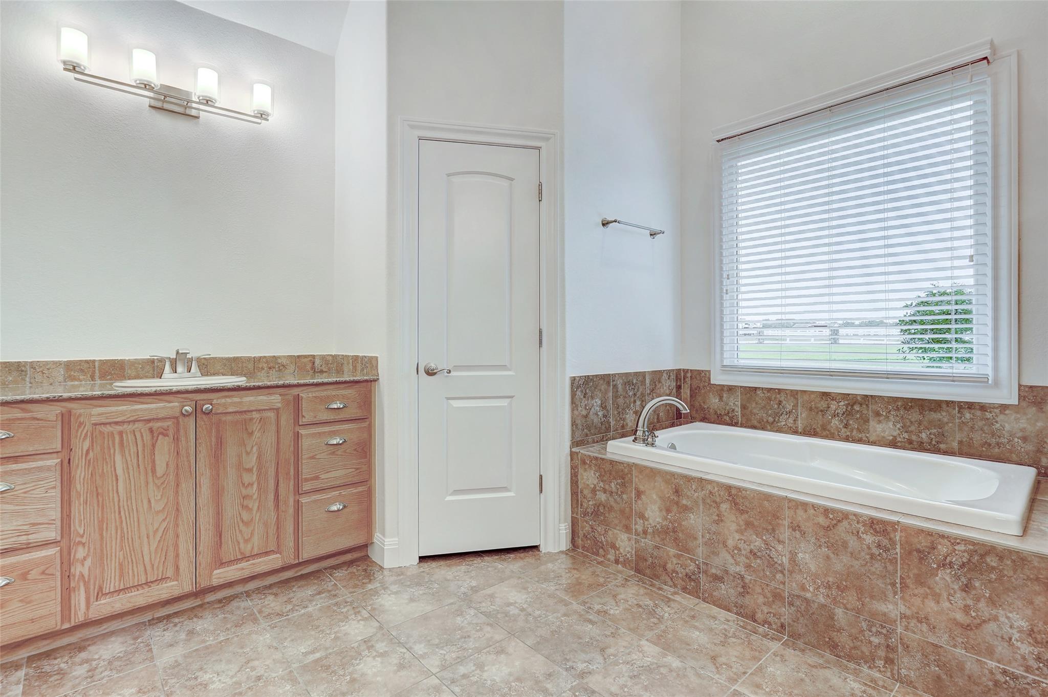 101 Mallet Ct, Austin, TX 78737