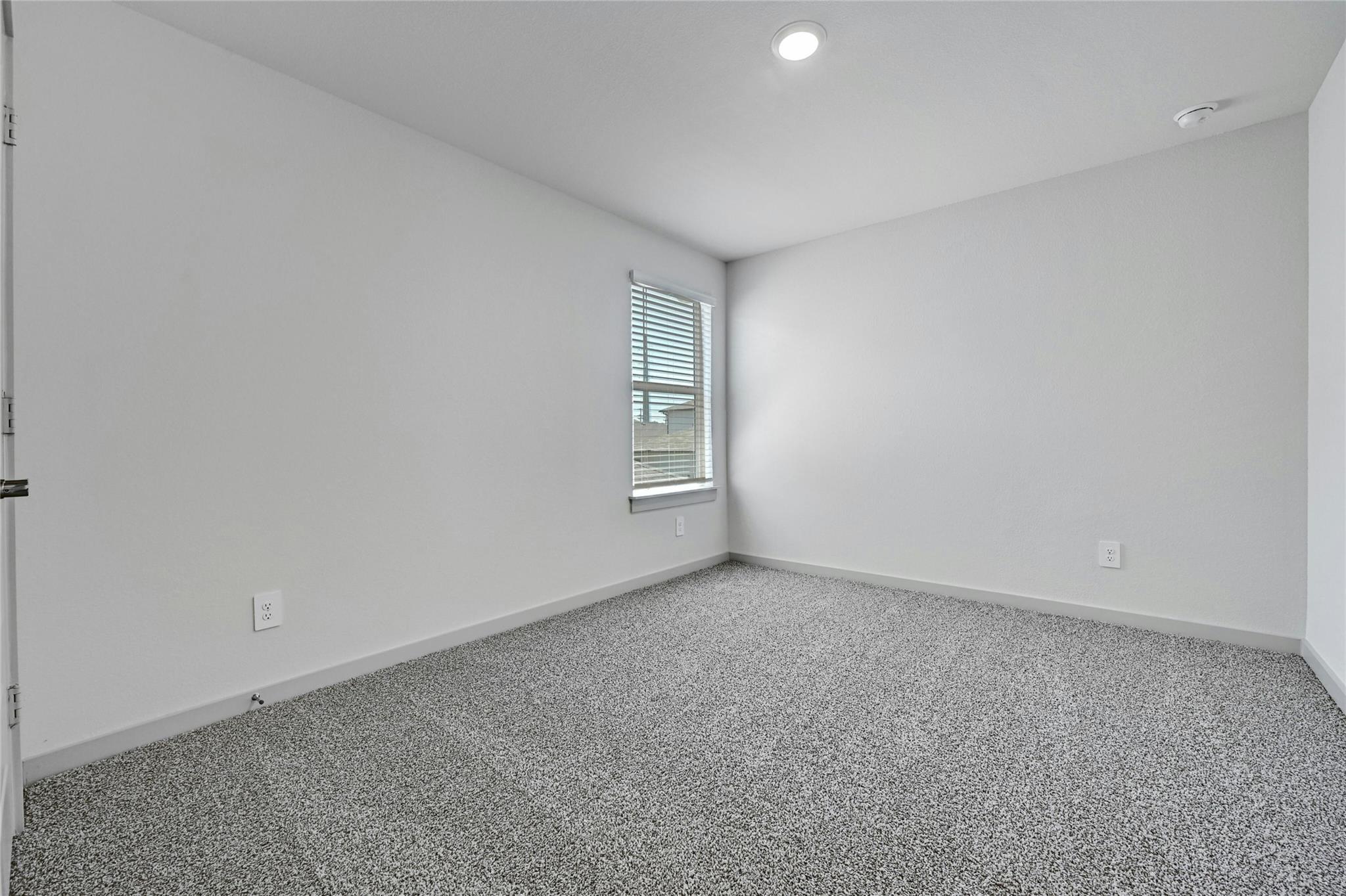 121 NEW HAVEN St, San Marcos, TX 78666