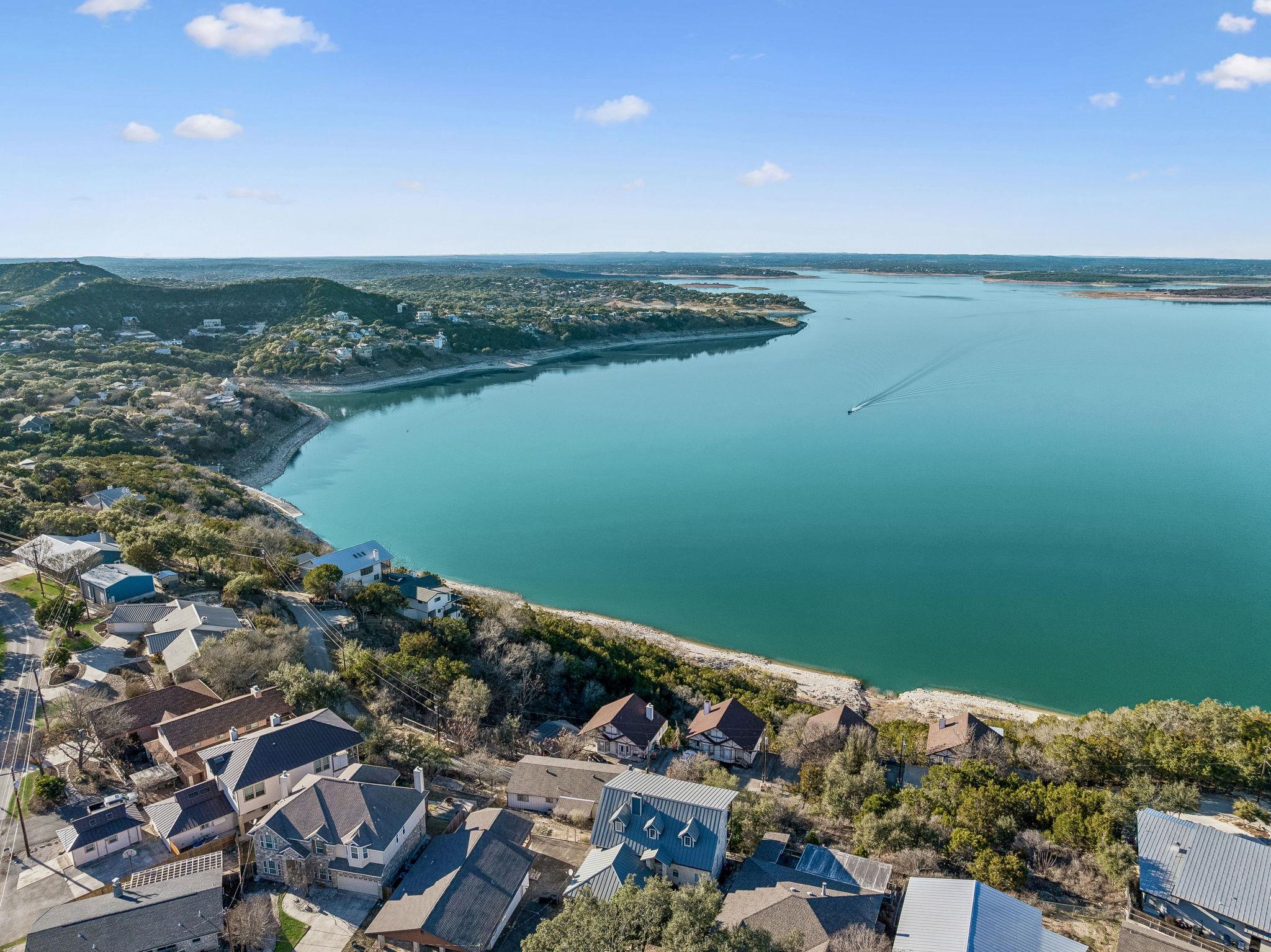 1335 Larson Dr, Canyon Lake, TX 78133
