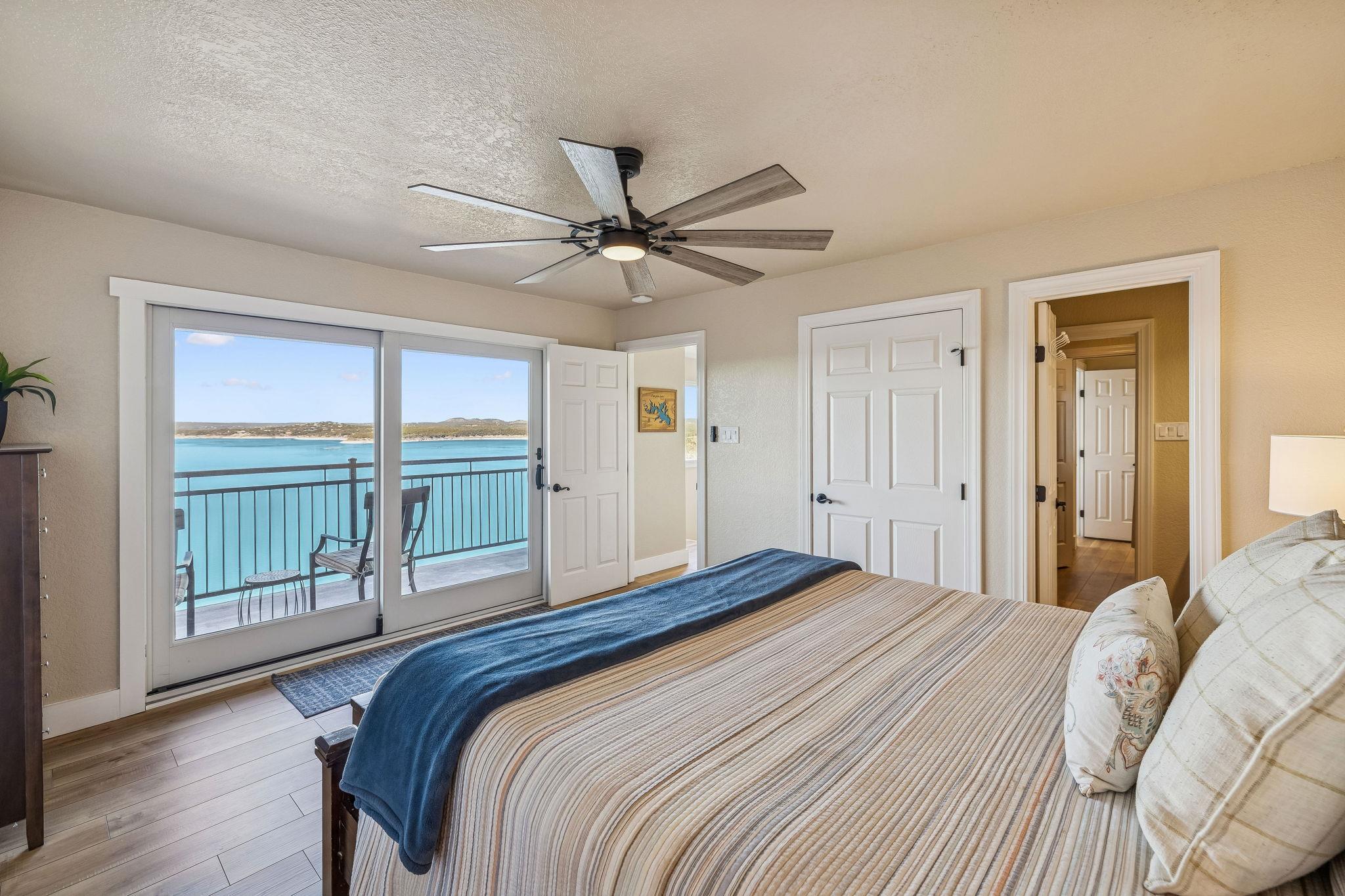 1335 Larson Dr, Canyon Lake, TX 78133