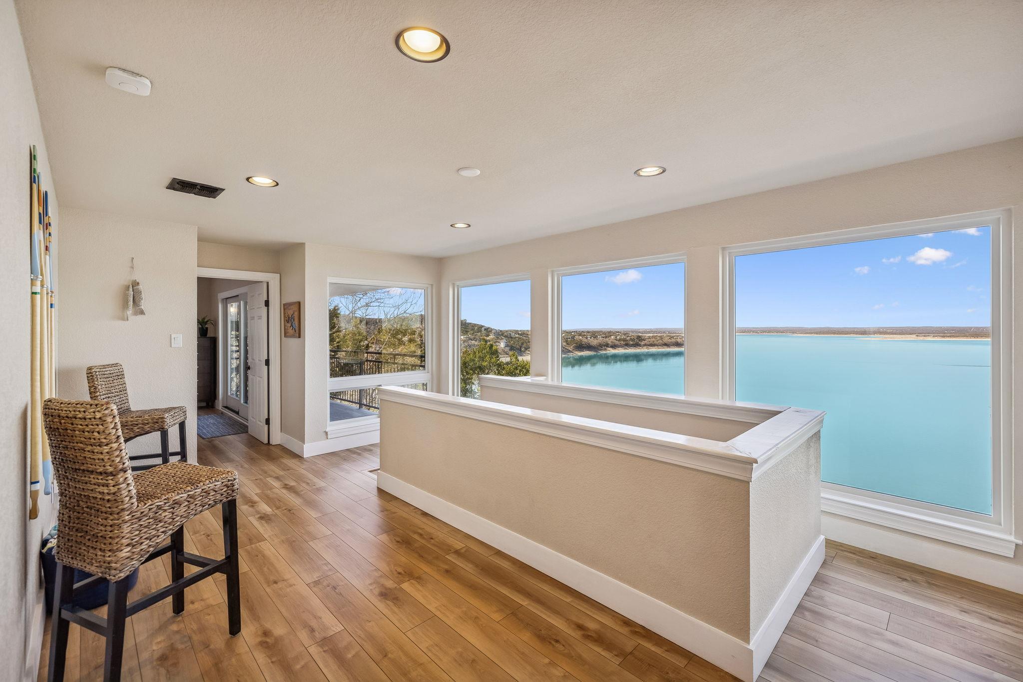 1335 Larson Dr, Canyon Lake, TX 78133