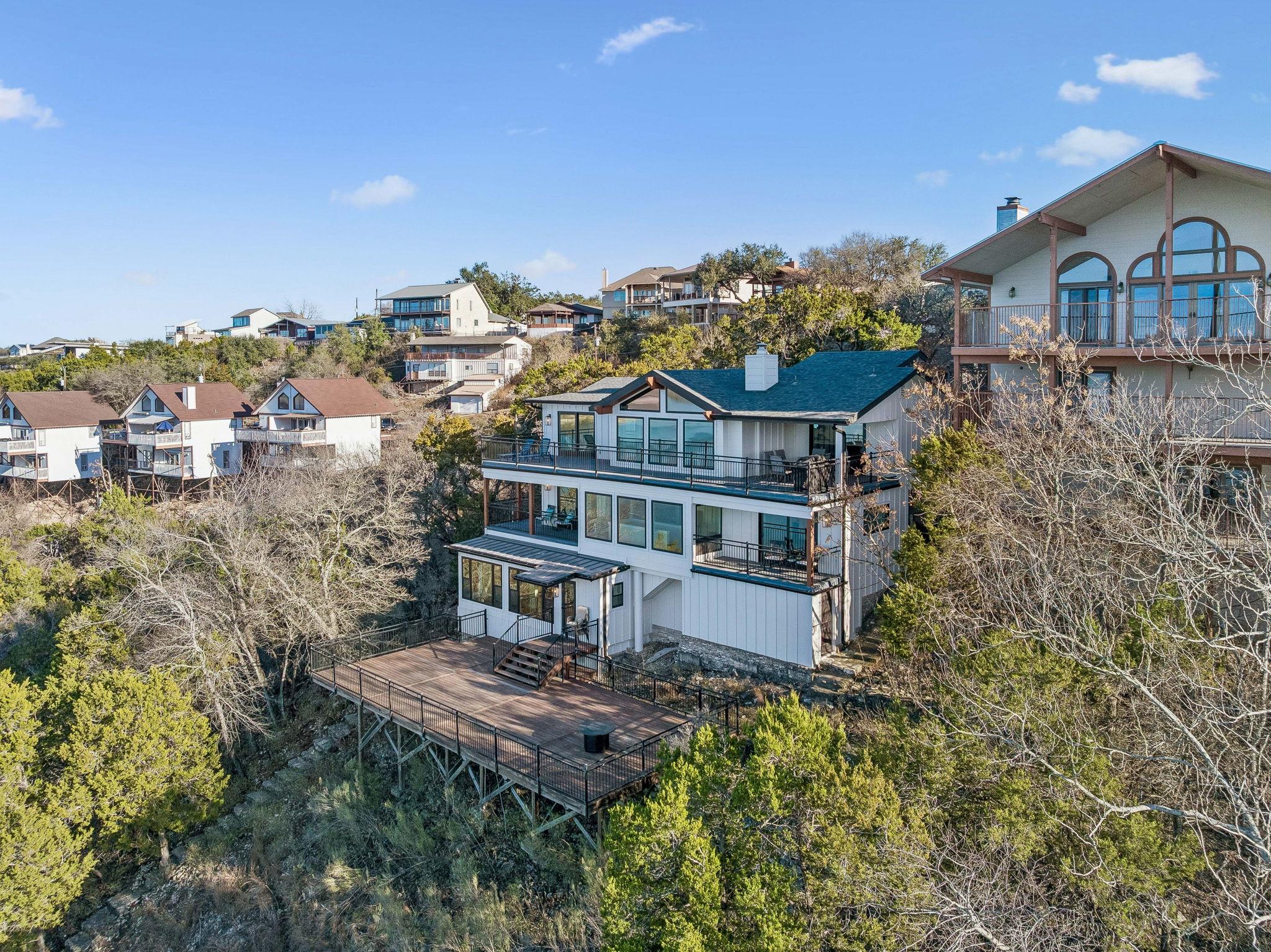 1335 Larson Dr, Canyon Lake, TX 78133